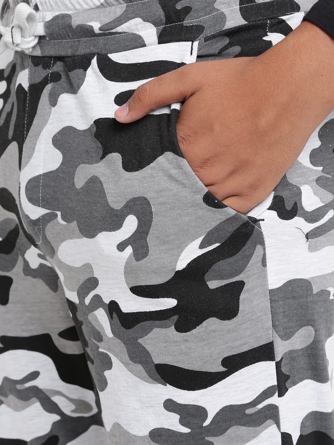 Li' Tomatoes Boys Printed Night Suit - Ecru - Image 3