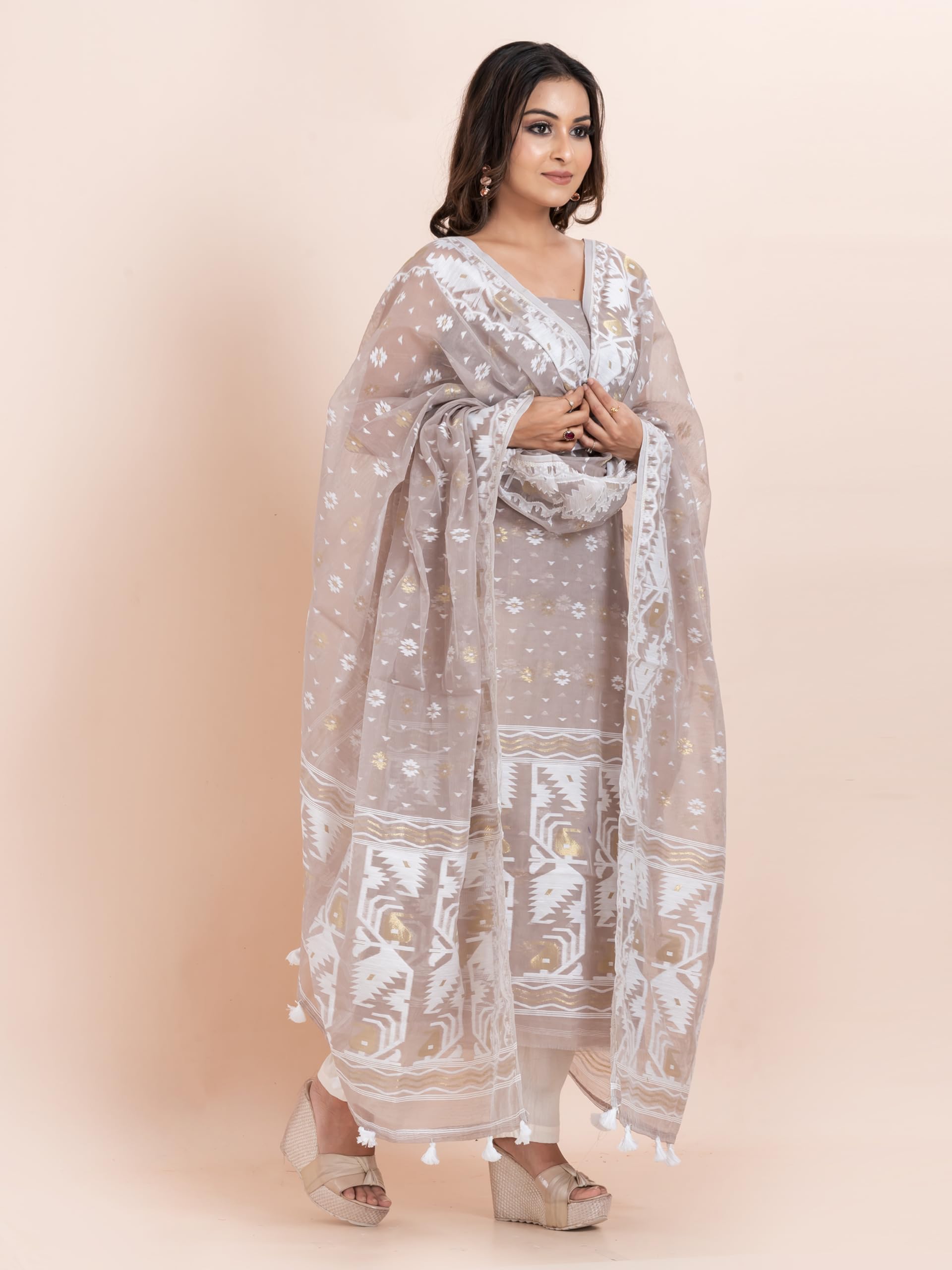 DURGA HANDLOOMS Dhakai Jamdani Kurti with Dupatta - Beige - Image 2