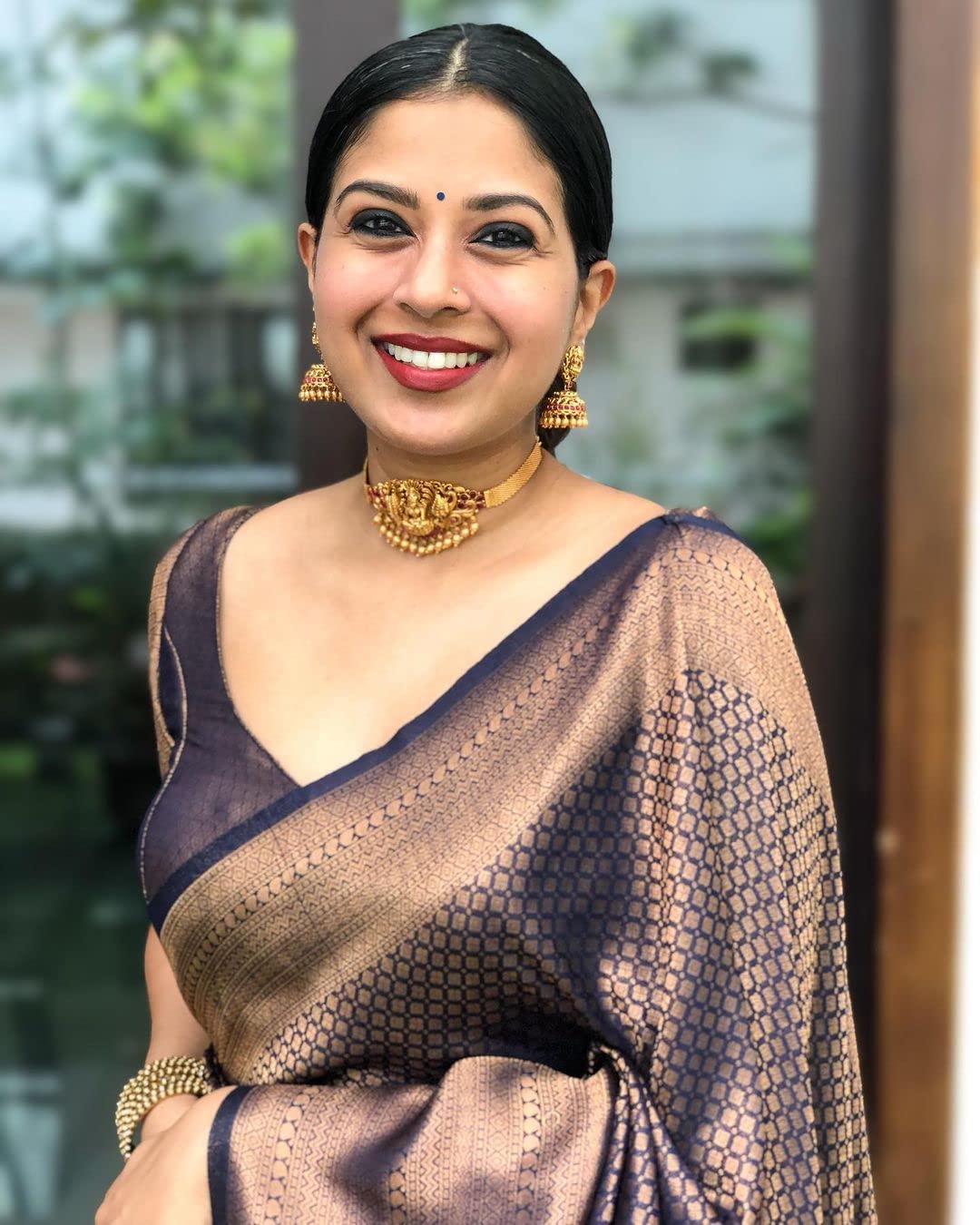 Royal Kanjivaram Silk Saree - Coffee Blue - Image 3