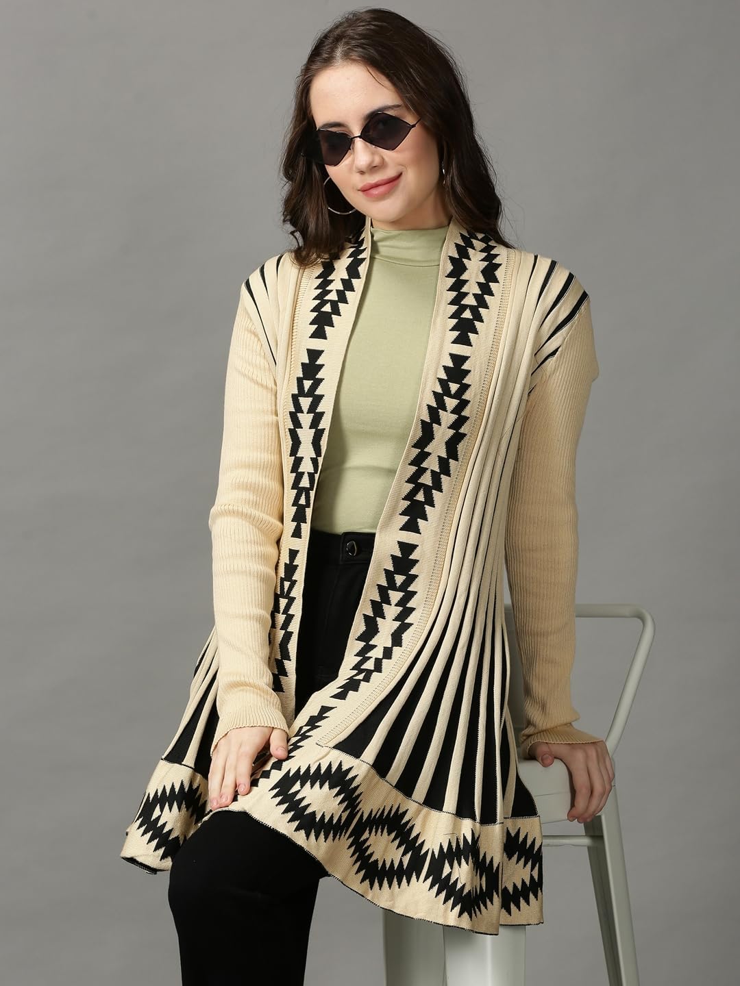 ICW Women's Off-White Knitted Cardigan - Image 5
