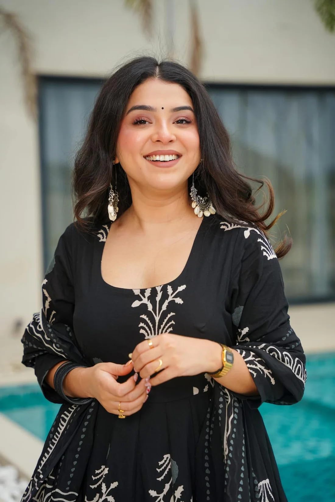 KLOSIA Women Printed Anarkali Kurta Set - Black - Image 2