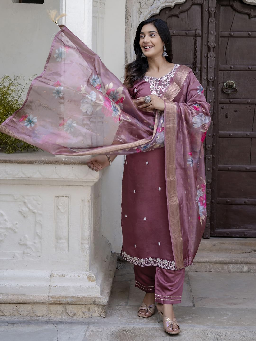 VredeVogel Women's Viscose Roman Silk Kurta Pant Set - Image 2