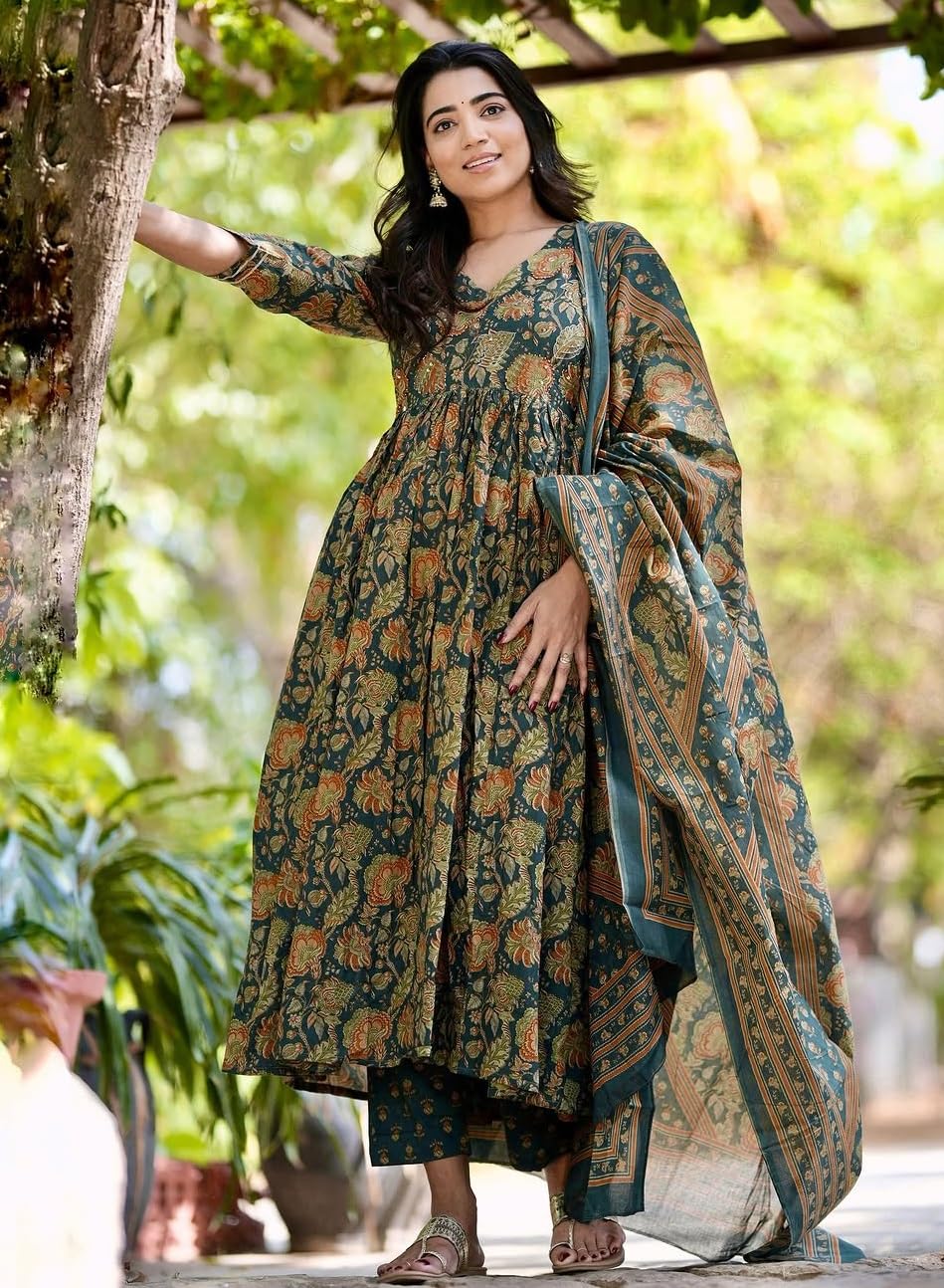 KLOSIA Women Viscose Printed Anarkali Kurta - Image 4