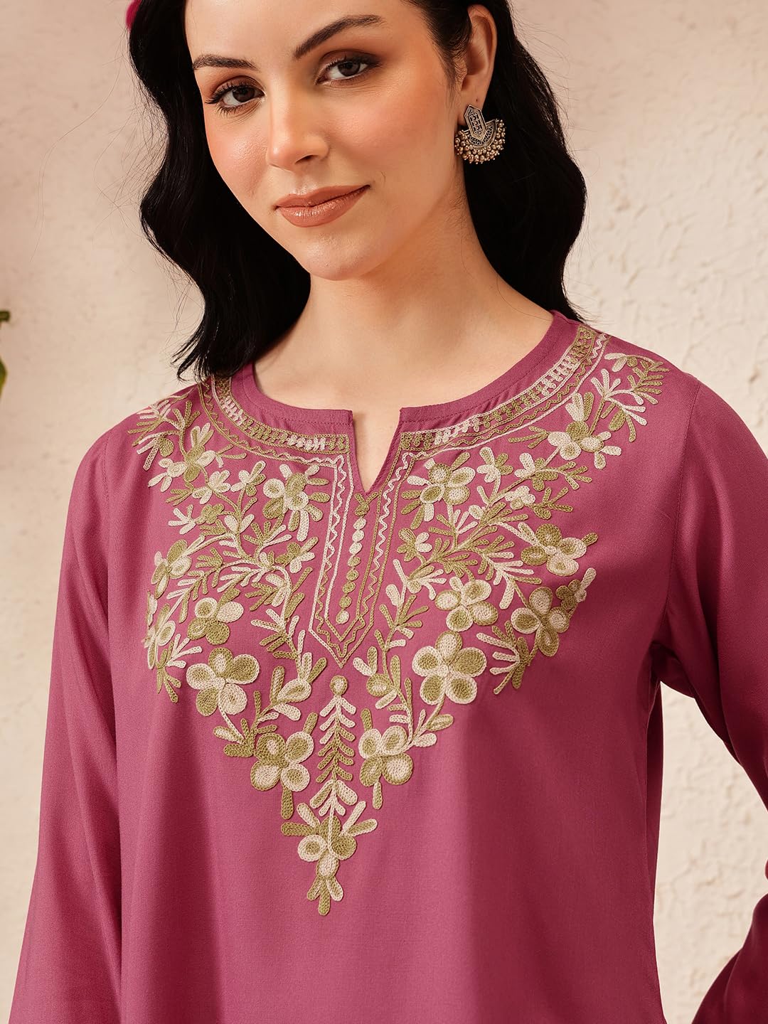 QAZMI Women's Pink Kashmiri Embroidered Kurti - Image 4
