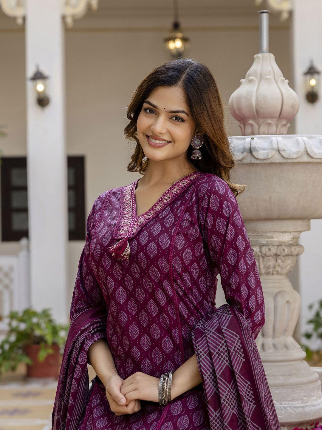 PARTHVI Women's Cotton Printed Kurta - Image 4