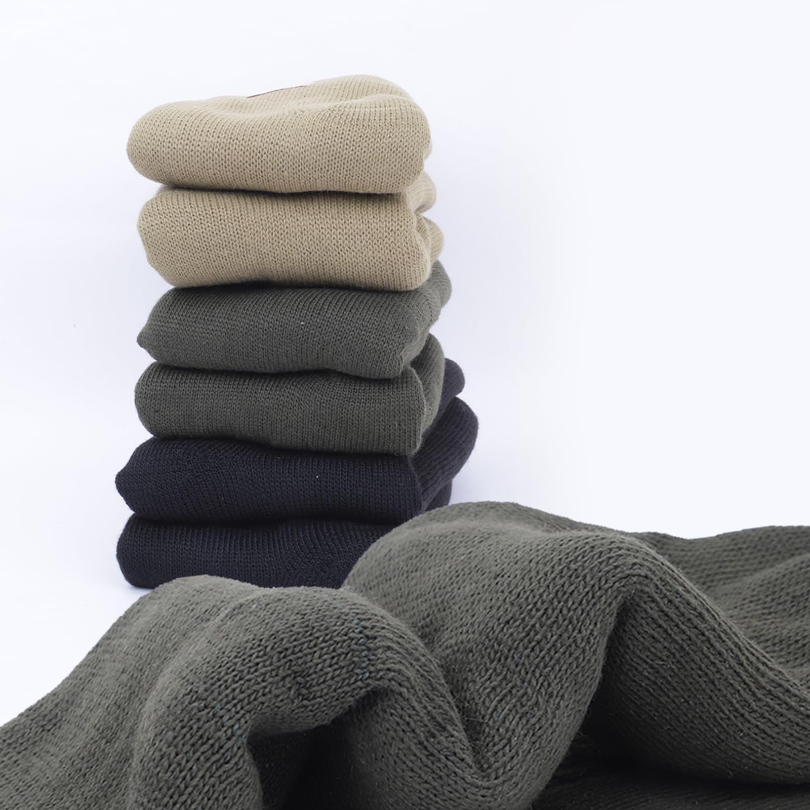 Diversa Men's Multicolor Woollen Calf Socks - Image 3