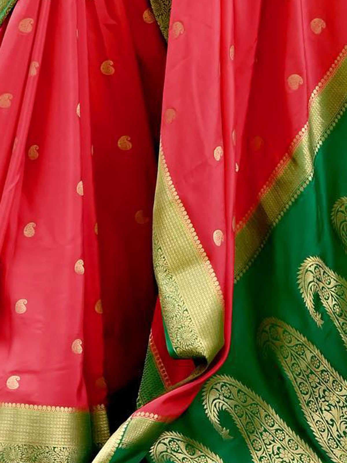Satrani Women Kanjivaram Saree - Red & Green - Image 4