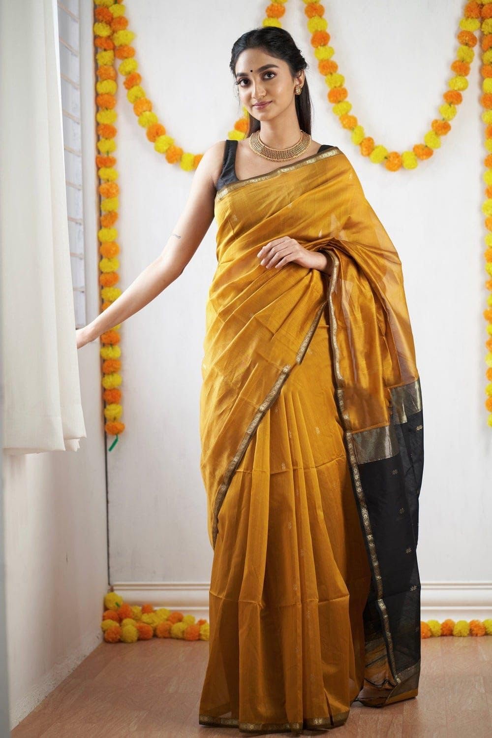 Cotton Linen Saree with Gold Zari Work - Image 2