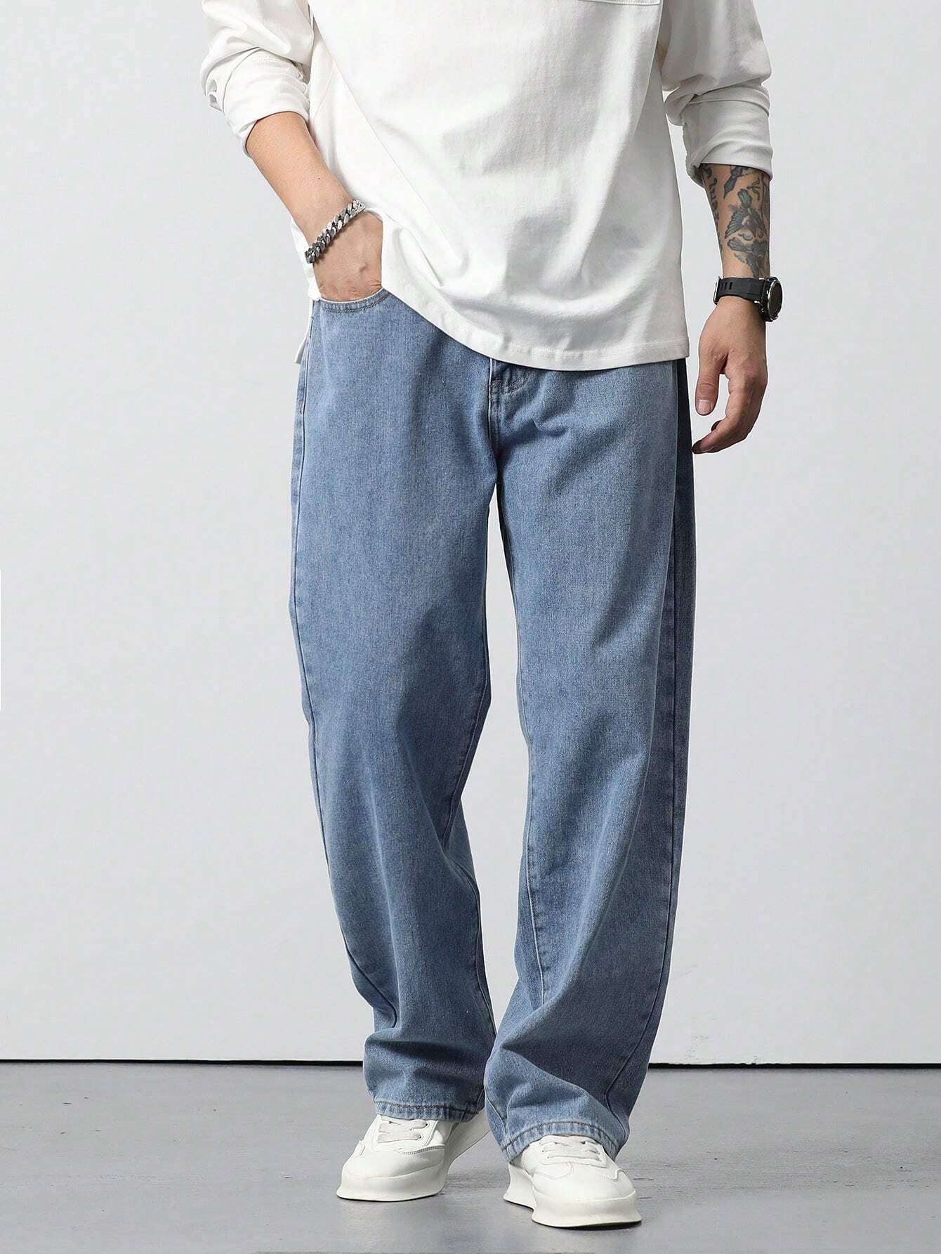 TAGAS Men's Mid Rise Relaxed Jeans - Light Blue - Image 2