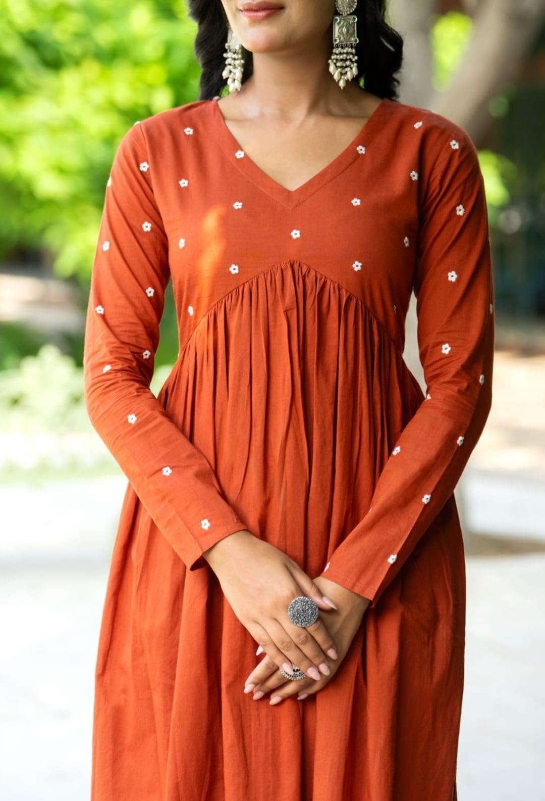 GarbGlide Women's Kurta Set - Red Polka Dots - Image 5