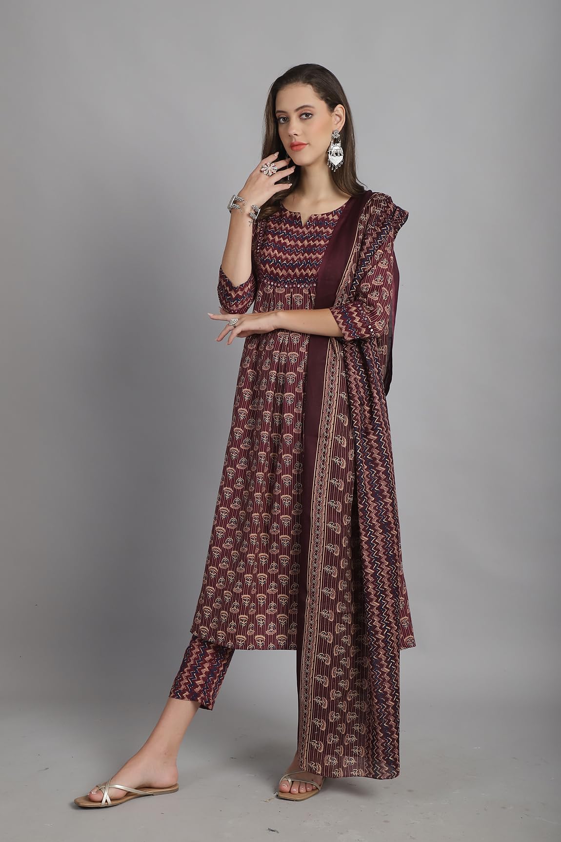 Merira Women's Jaipuri Printed Kurta Pant with Dupatta - Image 3