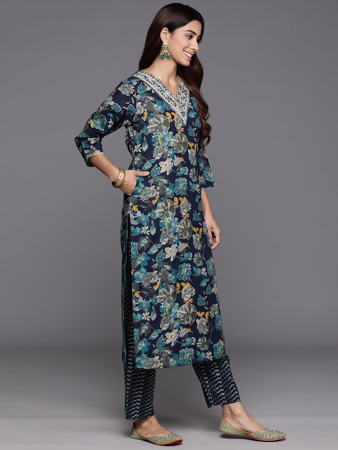 Varanga Women Blue Floral Kurta with Bottom and Dupatta - Image 3