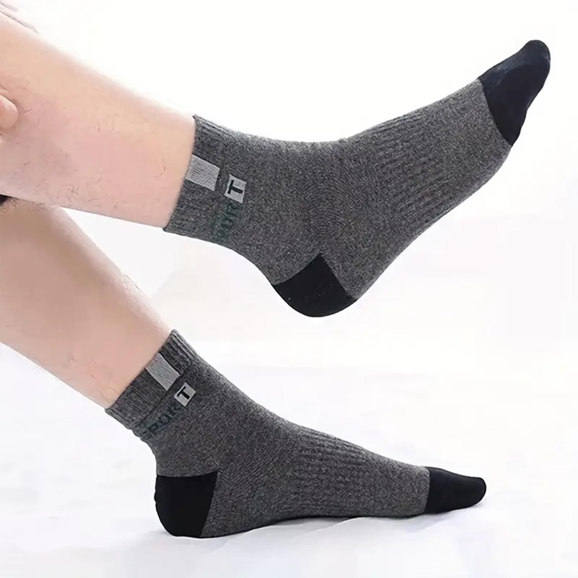 UNAAR Solid Cotton Ankle Socks - Multicolor - Image 3