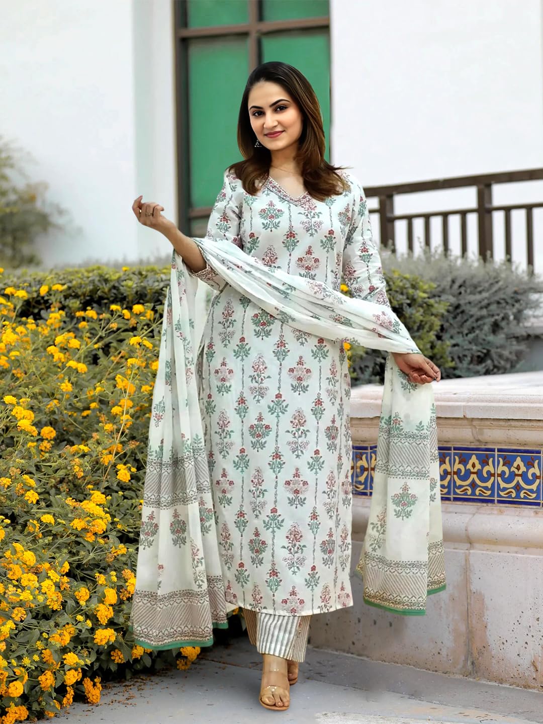 Pinkmint Women's Printed V Neck Kurta Set - Image 5