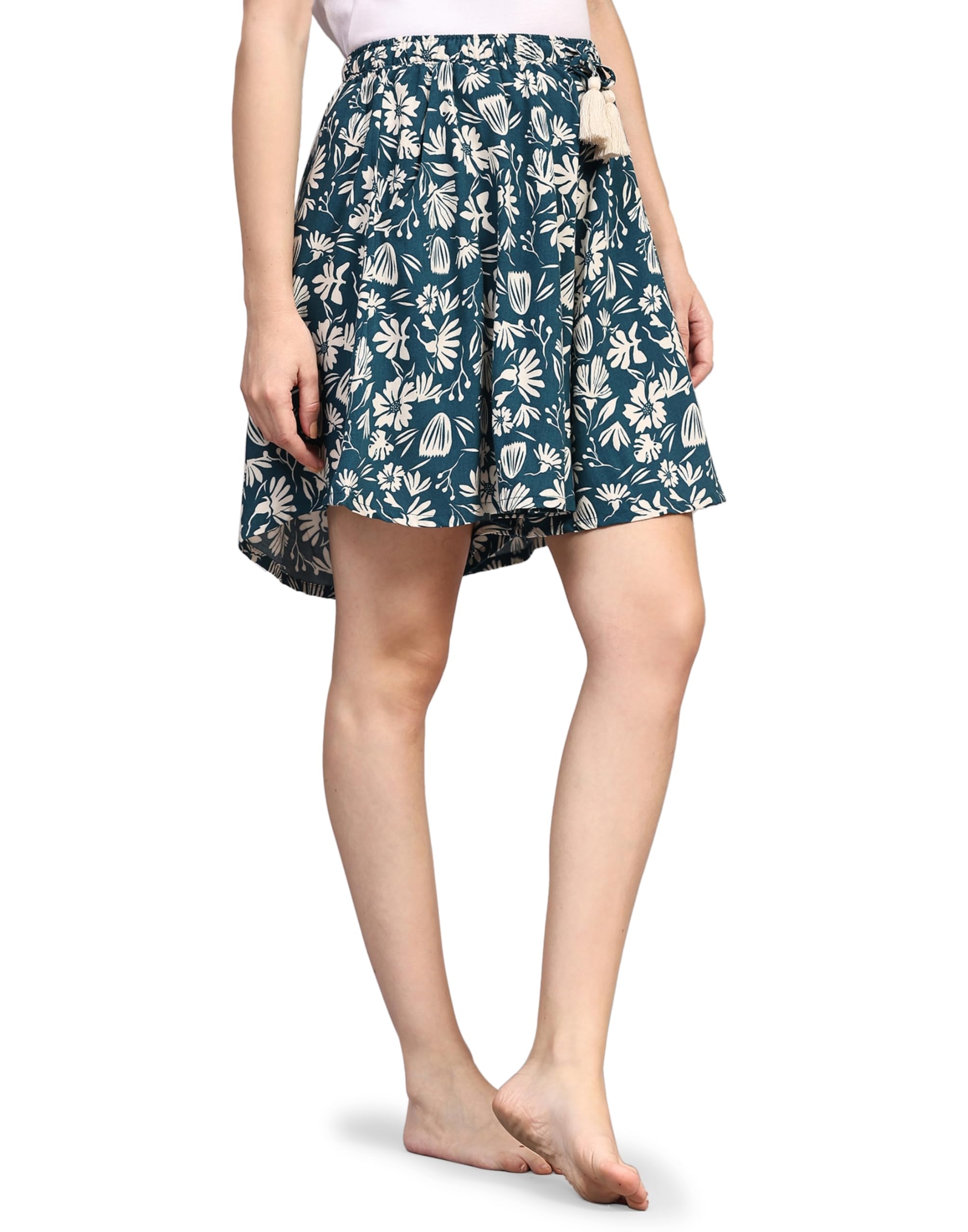 B STORIES Women's Green Floral Culotte Shorts - Image 3