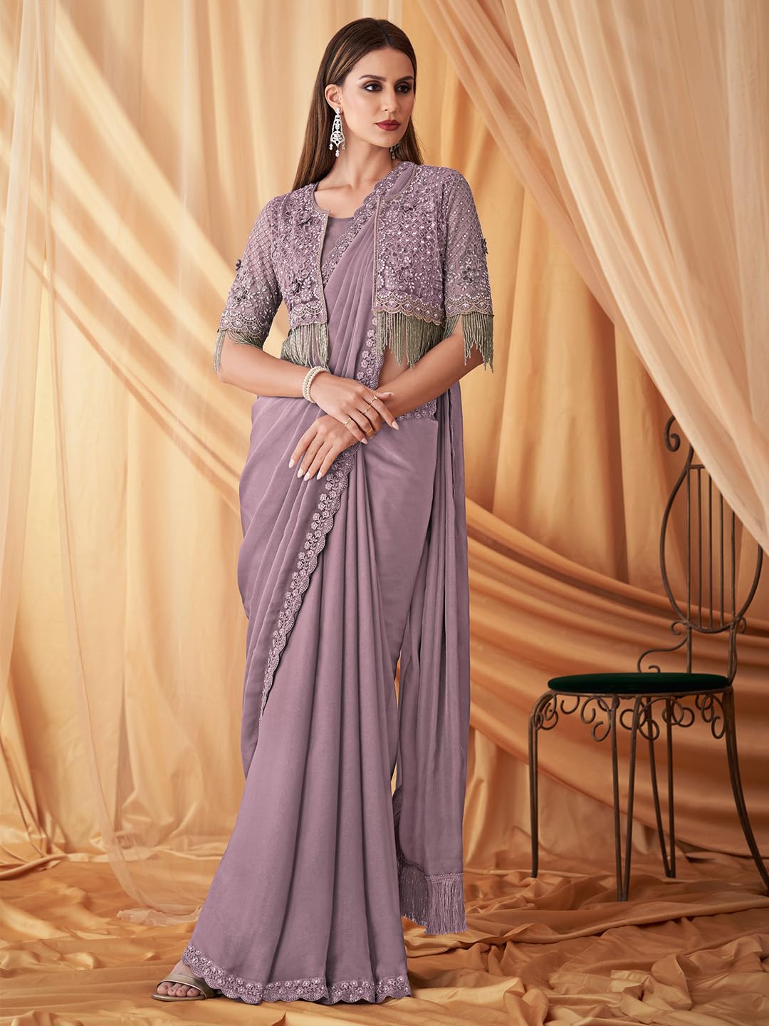 AKHILAM Women's Lavender Georgette Saree - Image 3