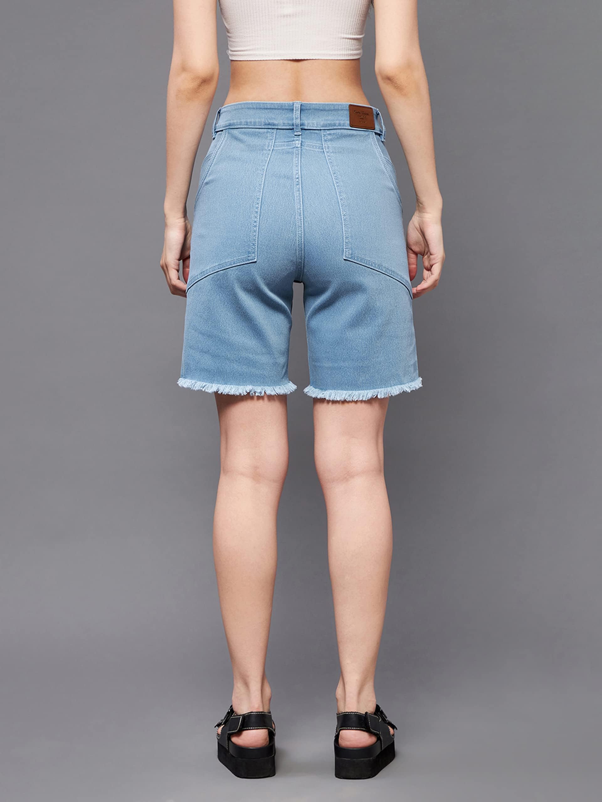 Miss Chase Women's Light Blue Denim Shorts - Image 3