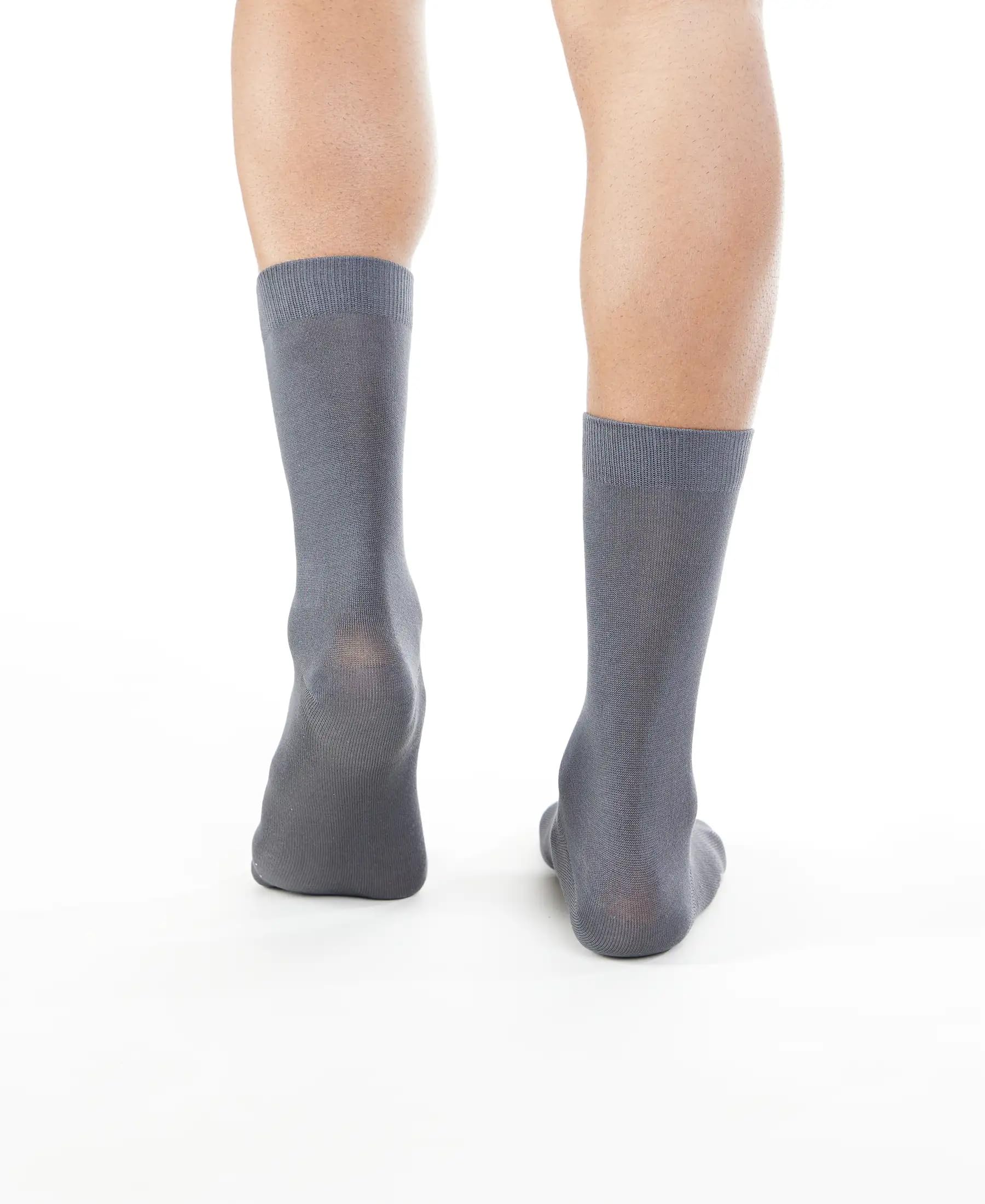 Jockey Men's Calf Length Cotton Socks - Light Grey - Image 4