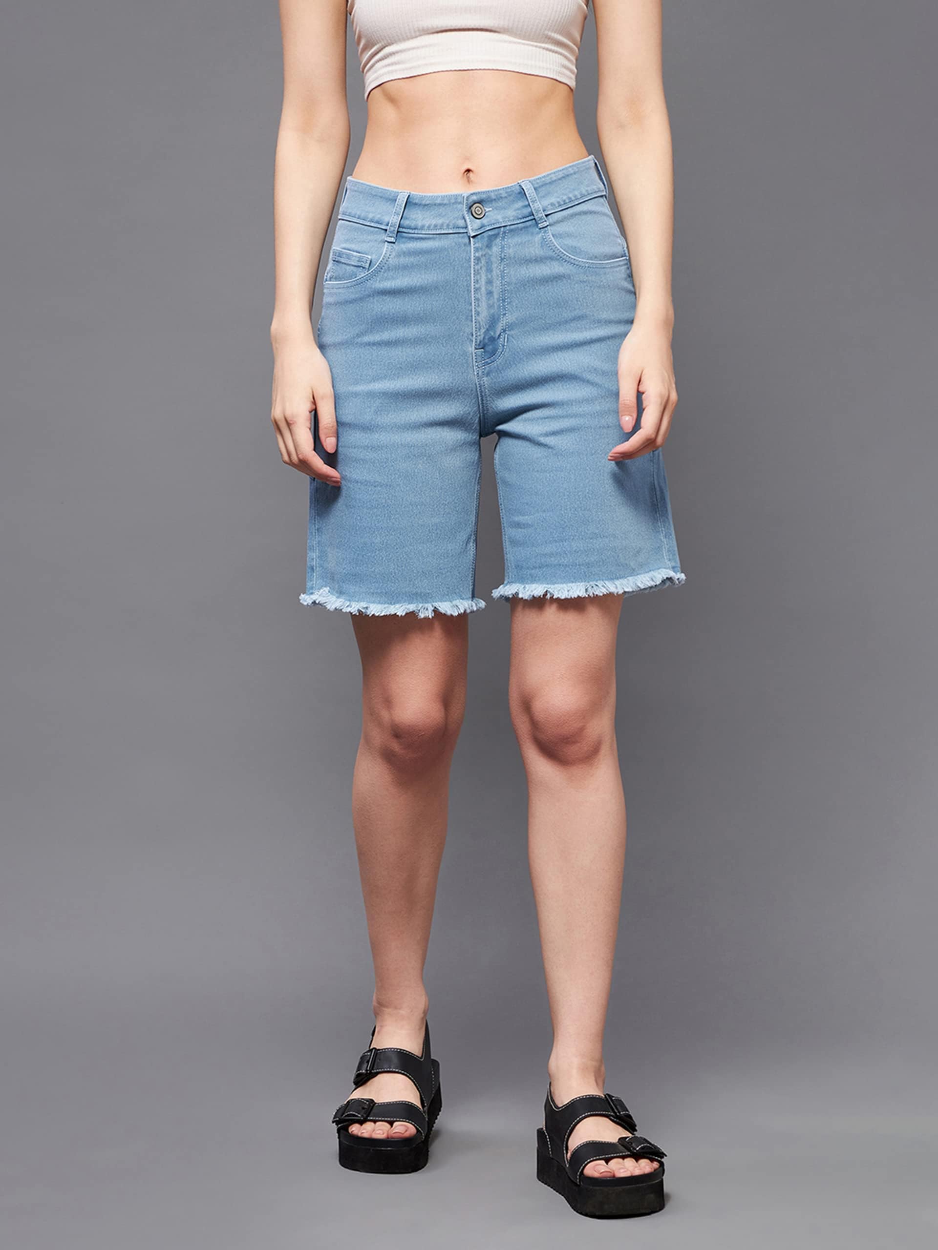 Miss Chase Women's Light Blue Denim Shorts - Image 2