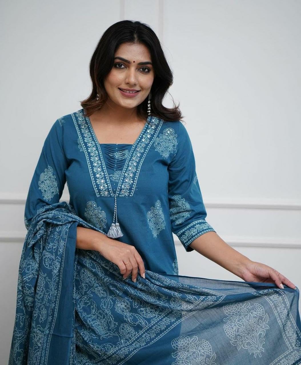 PARTHVI Blue Cotton Printed Kurta Set for Women - Image 4