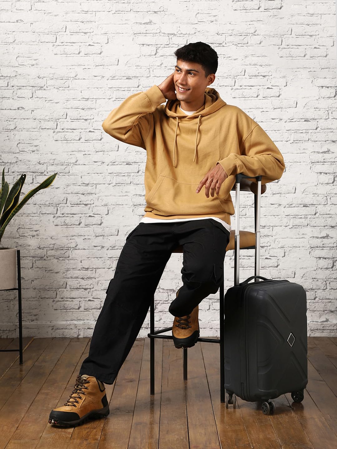 NOBERO Men's Cotton Hooded Sweatshirt - Oat Milk - Image 3