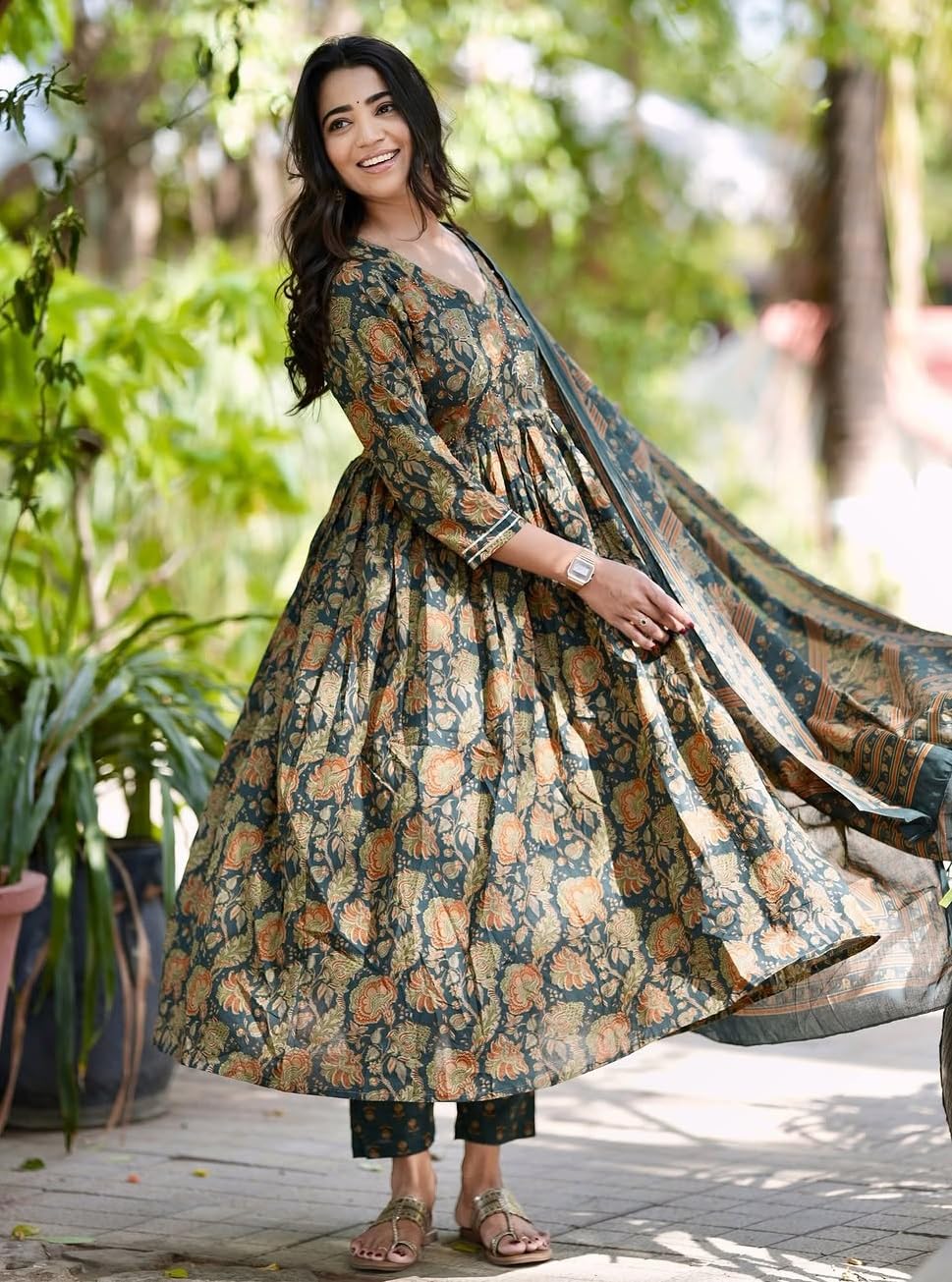 KLOSIA Women Viscose Printed Anarkali Kurta - Image 3