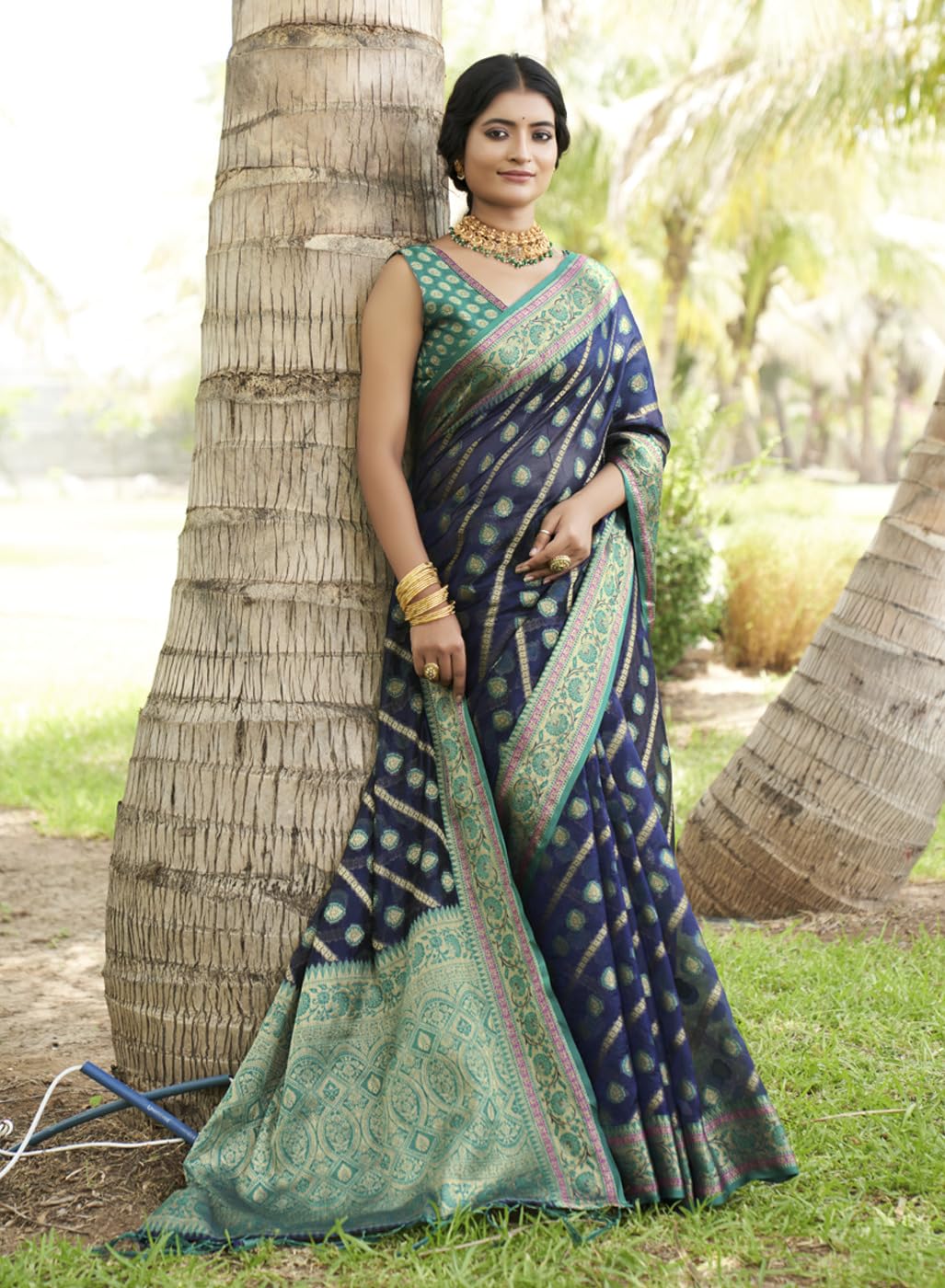 GarbGlide Women Organza Kanjivaram Silk Saree - Image 5