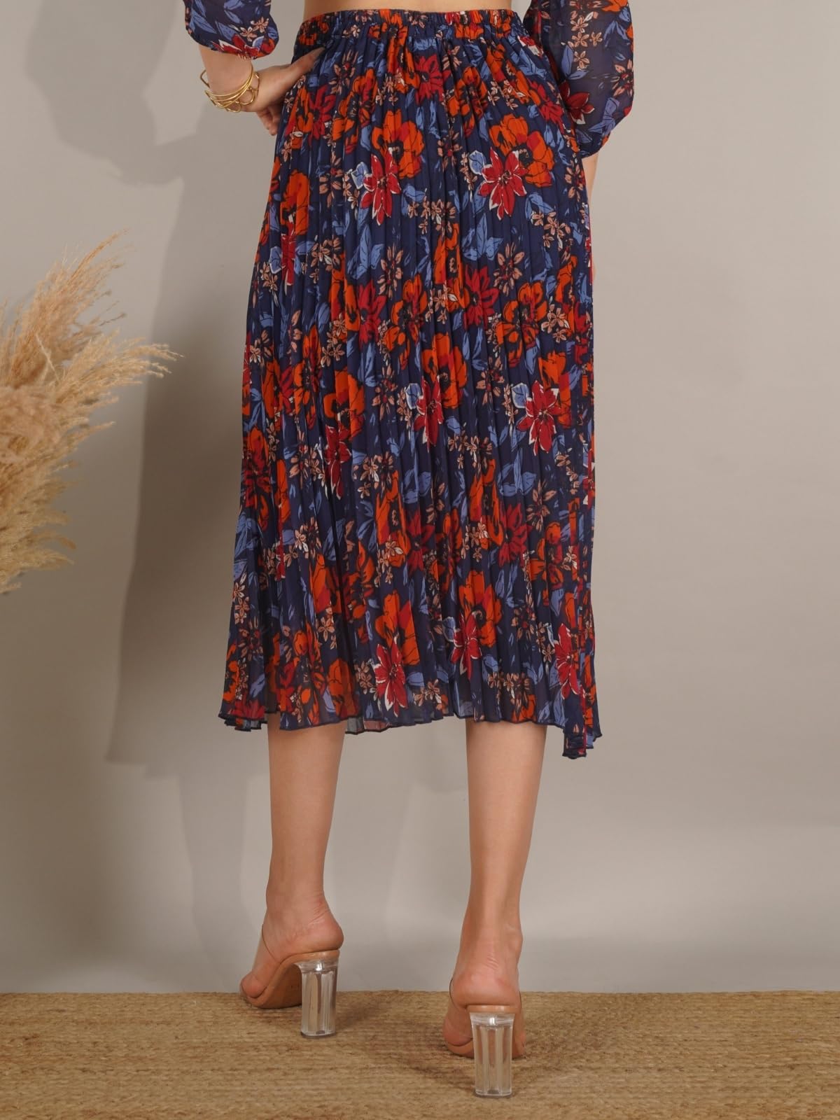 NUEVOSDAMAS Navy Floral Georgette Midi Skirt - Image 2