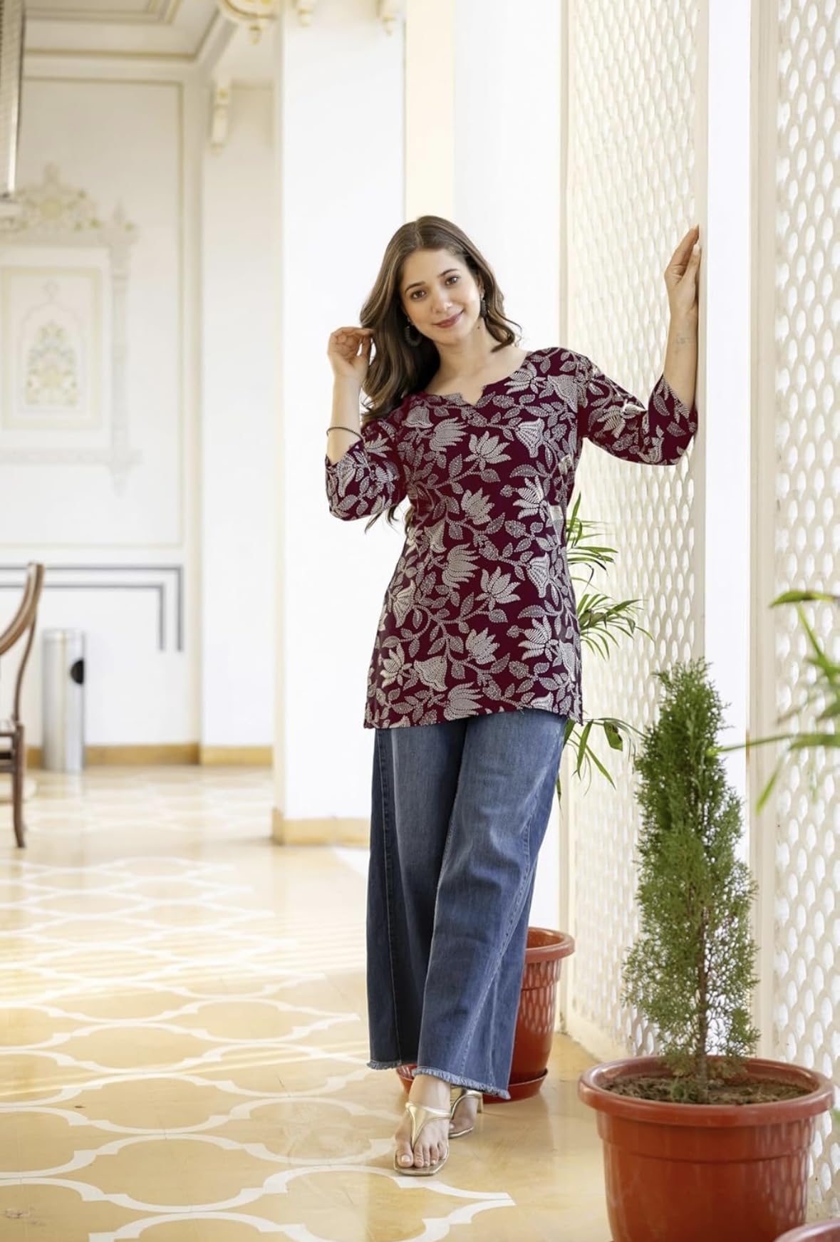 GarbGlide Women's Floral Print V-Neck Tunic Top - Image 4