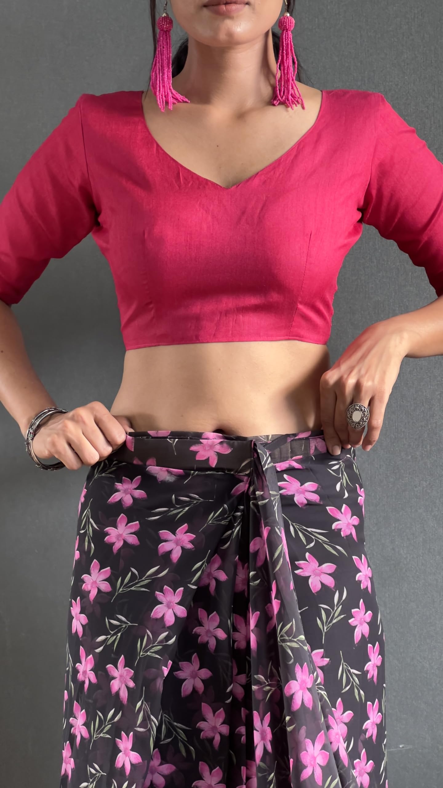 StyleScope Women's Printed Georgette Saree - Image 4