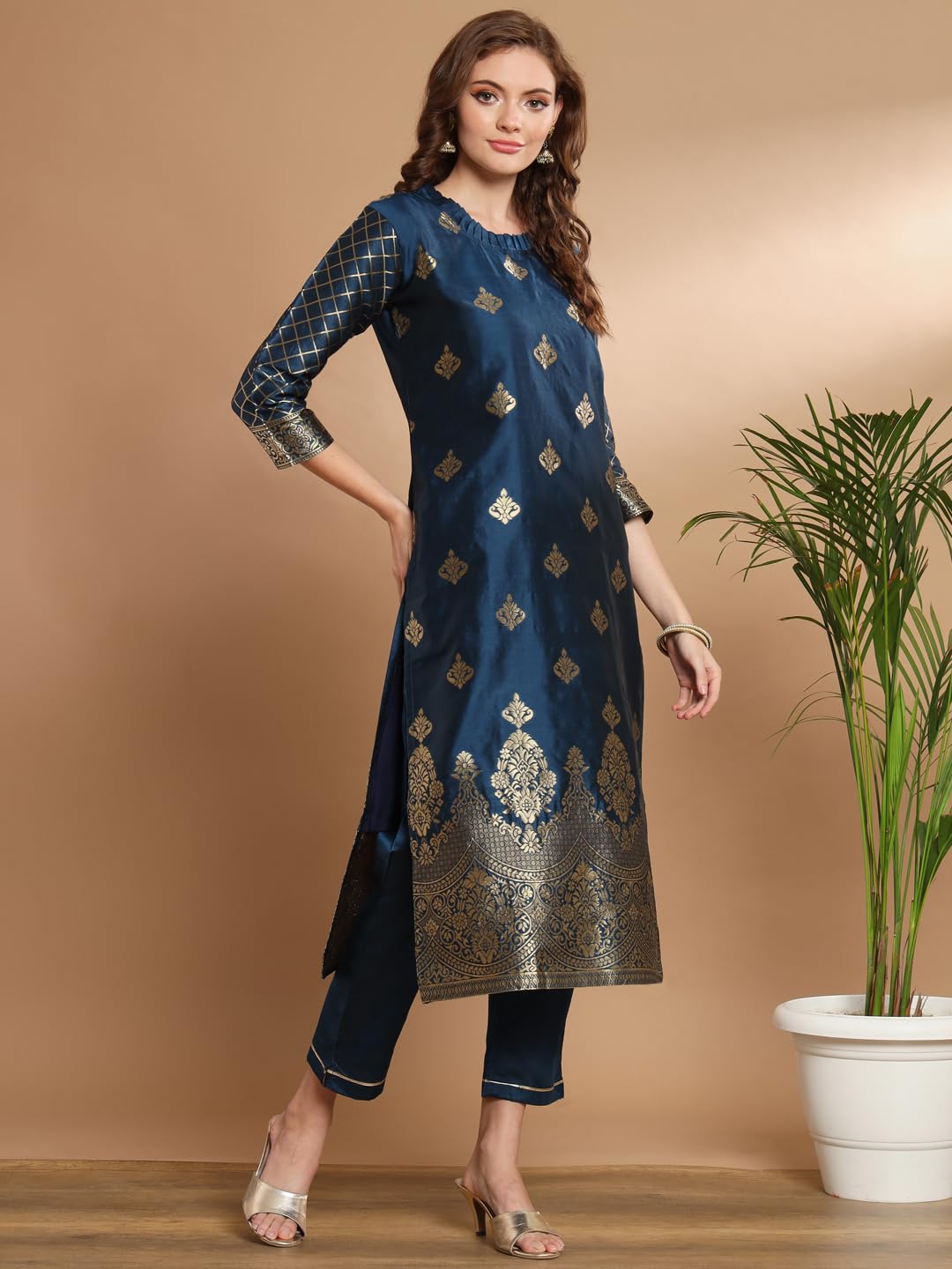 VredeVogel Teal Kurta Pant Set for Women - Image 4
