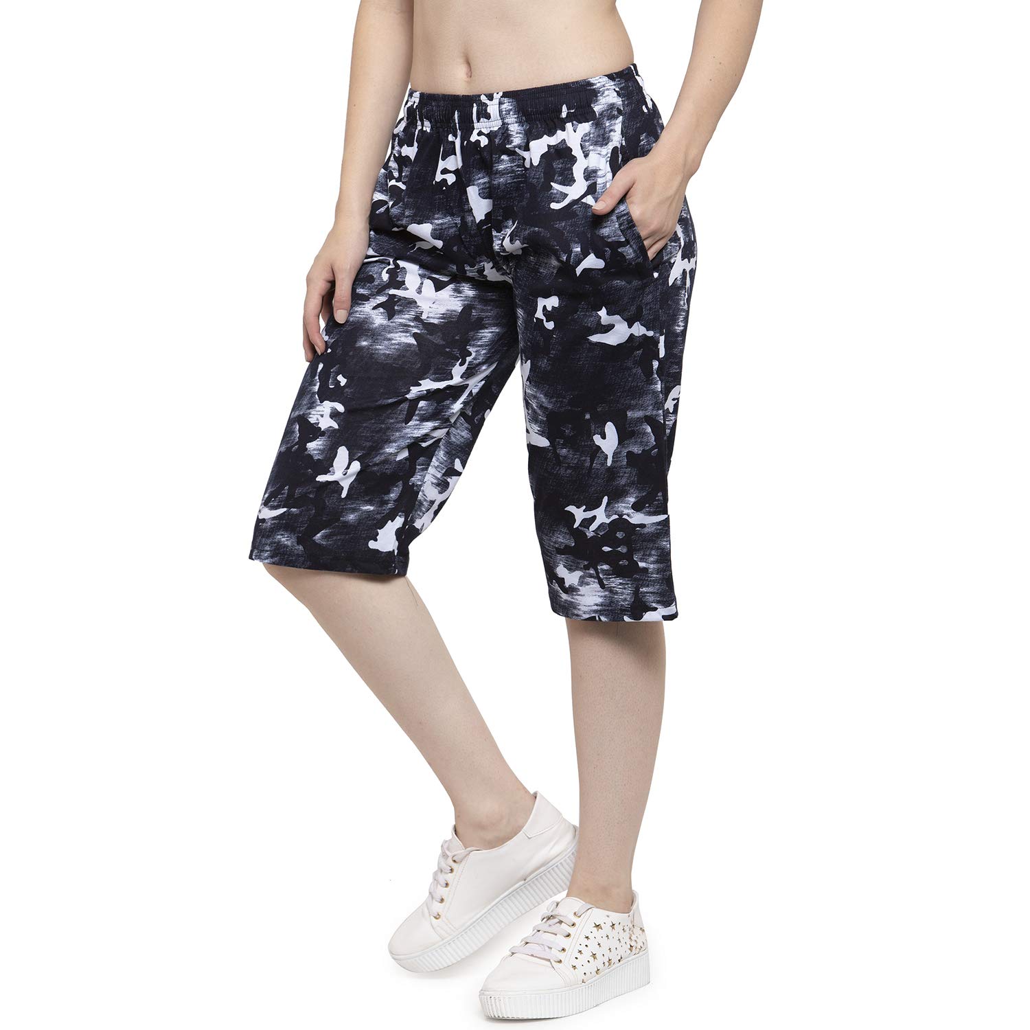 UZARUS Women's Capri - Black - Image 2