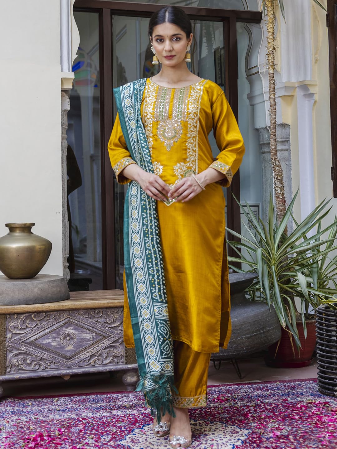 VredeVogel Kurta Set with Dupatta for Women - Image 3
