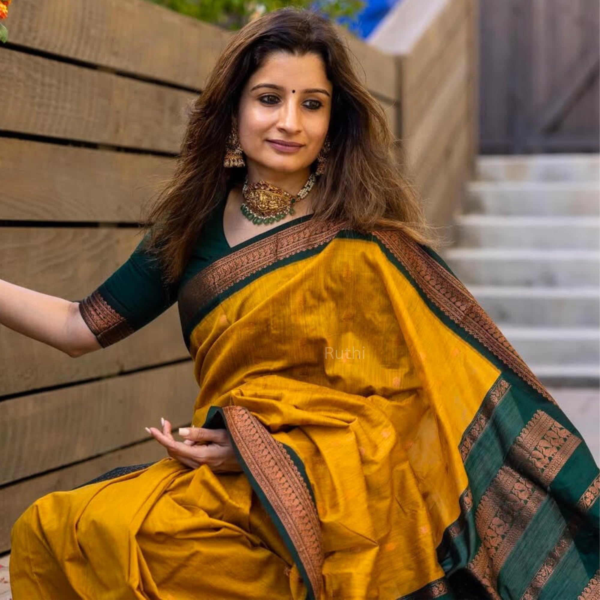 Gadwal Cotton Saree with Zari Border - Image 4