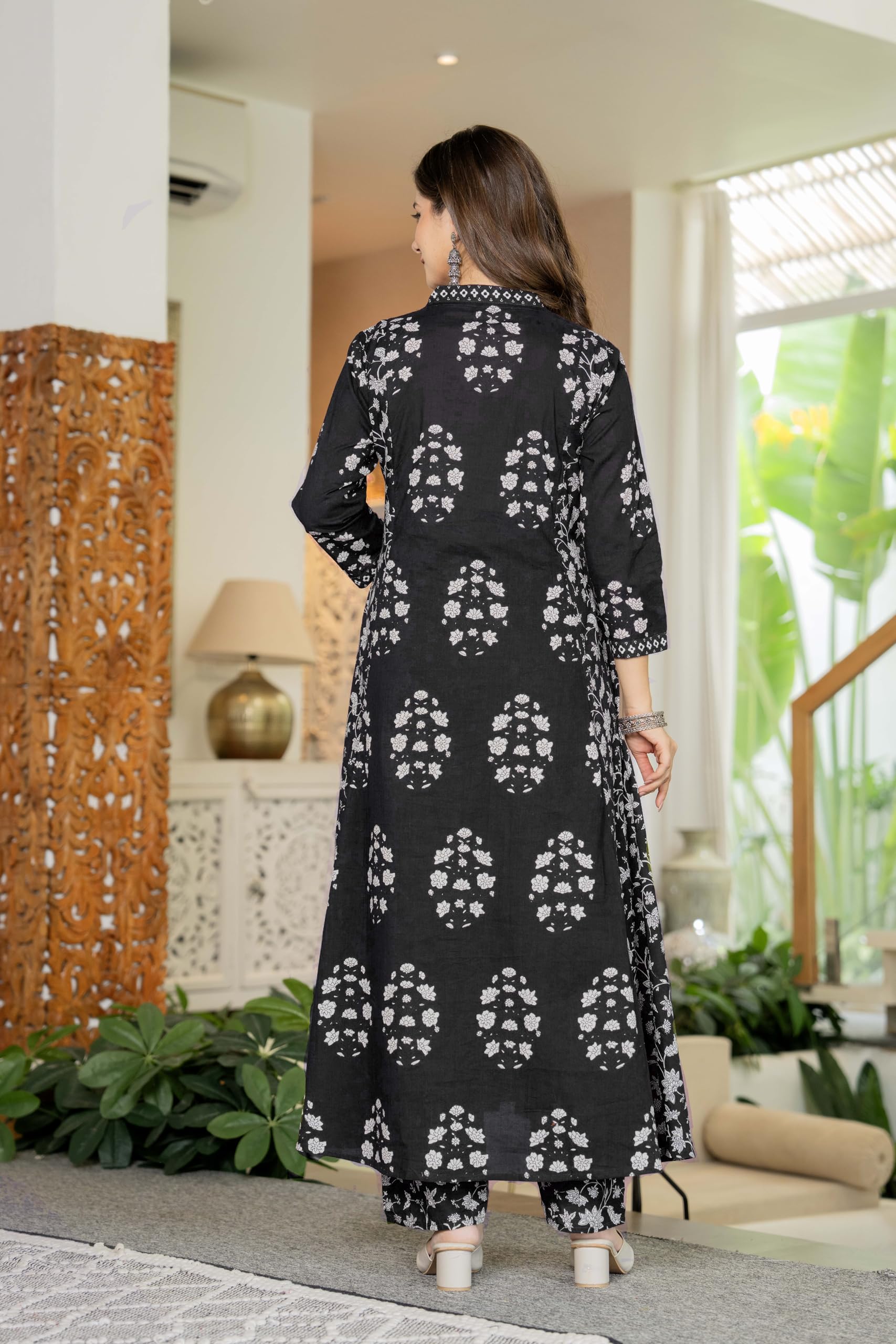 PARTHVI Women's Black Cotton Kurta Set - Image 2