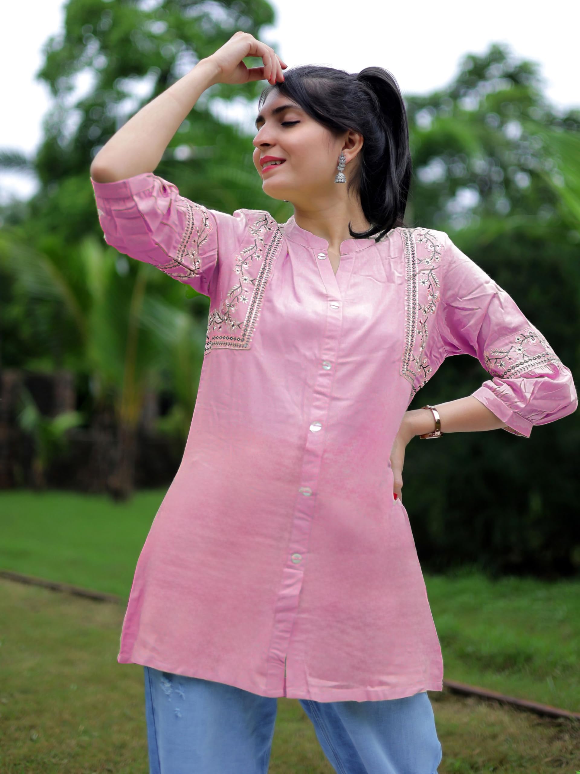 EthnicJunction Women's Light Pink Embroidered Kurti - Image 3
