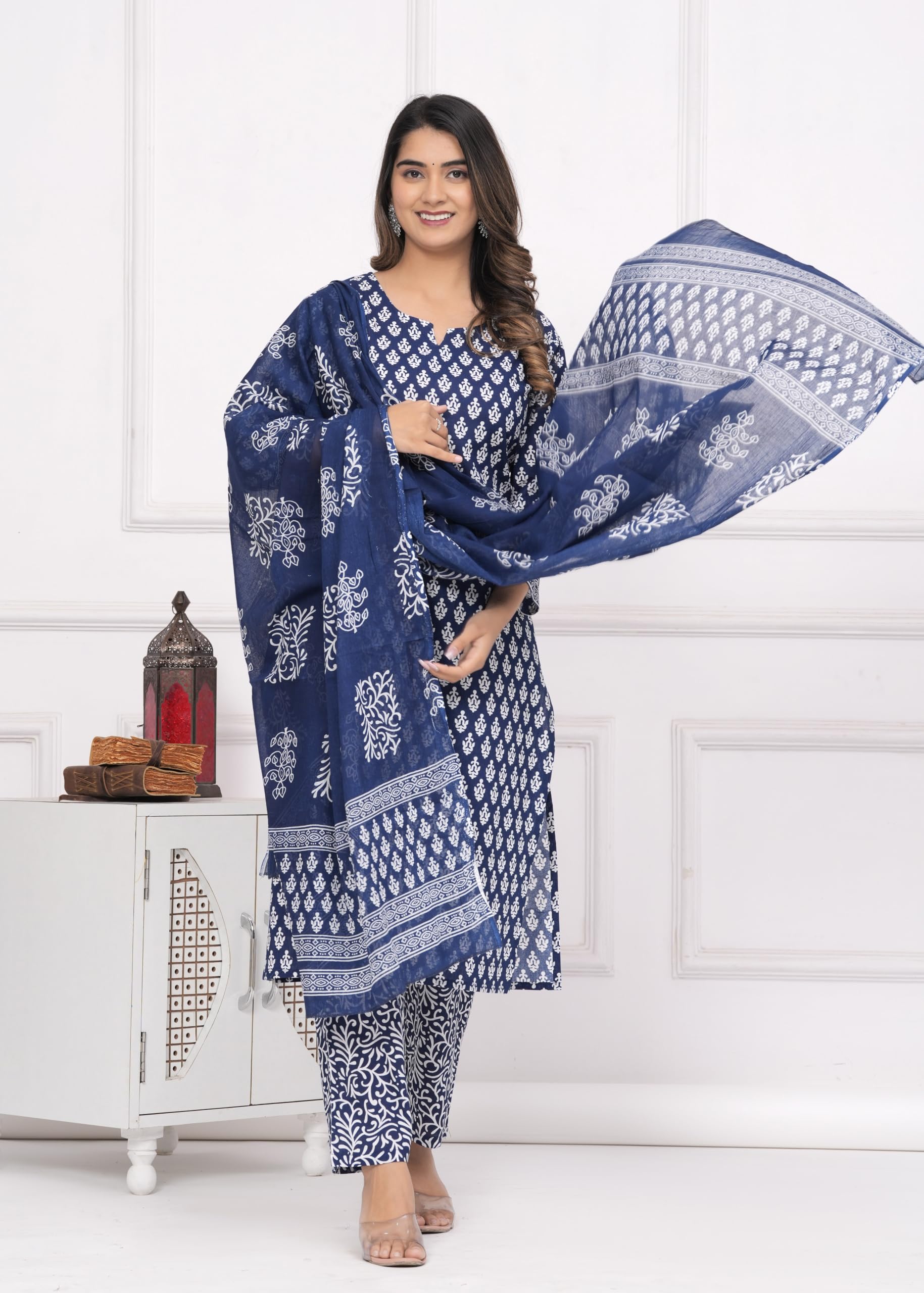 MEERA FAB Blue Cotton Printed Kurta Set for Women - Image 4