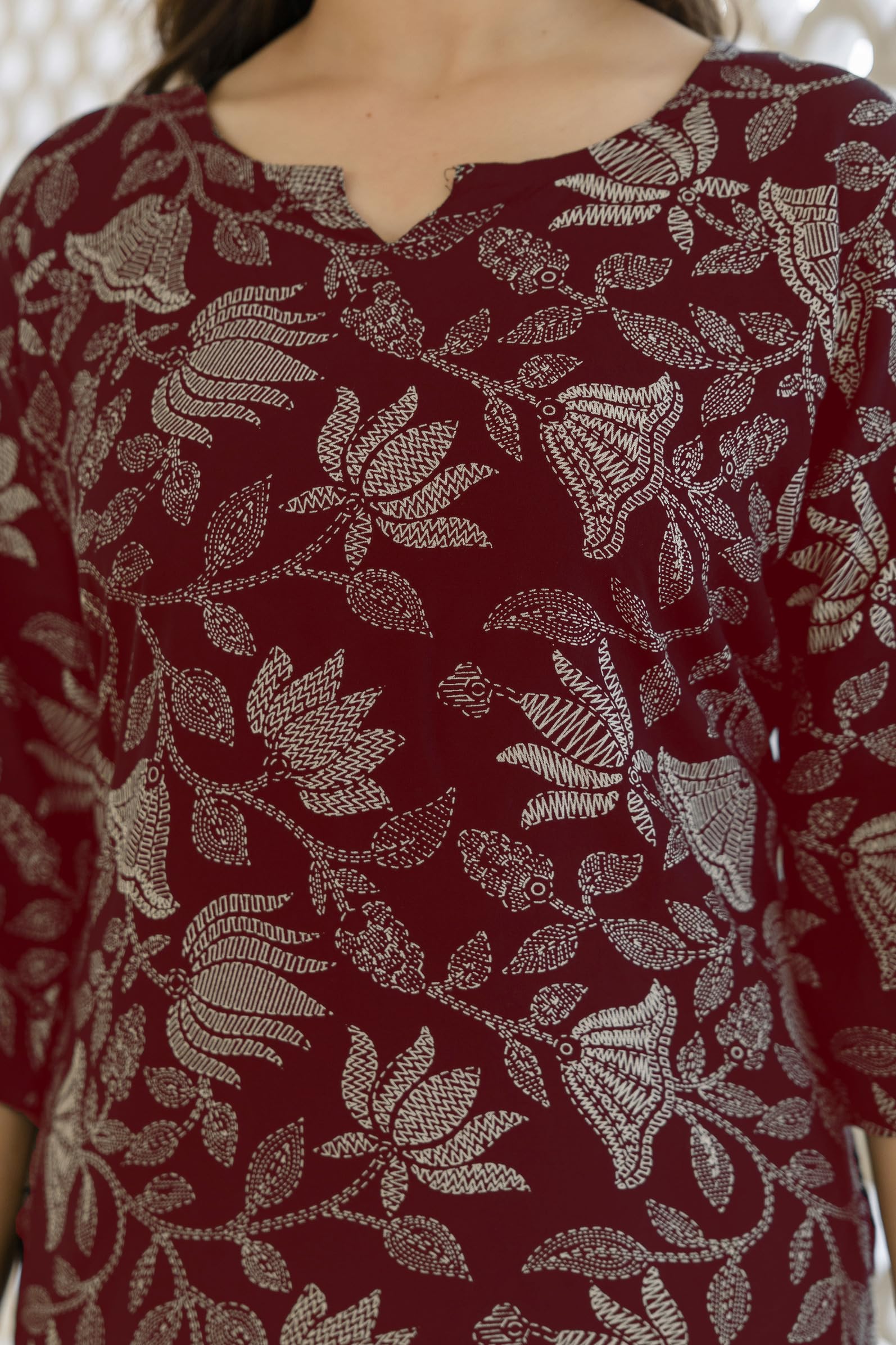 DRESSAR Women Floral Printed Rayon Kurta - Maroon - Image 4