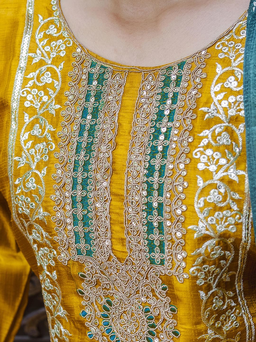 VredeVogel Kurta Set with Dupatta for Women - Image 5