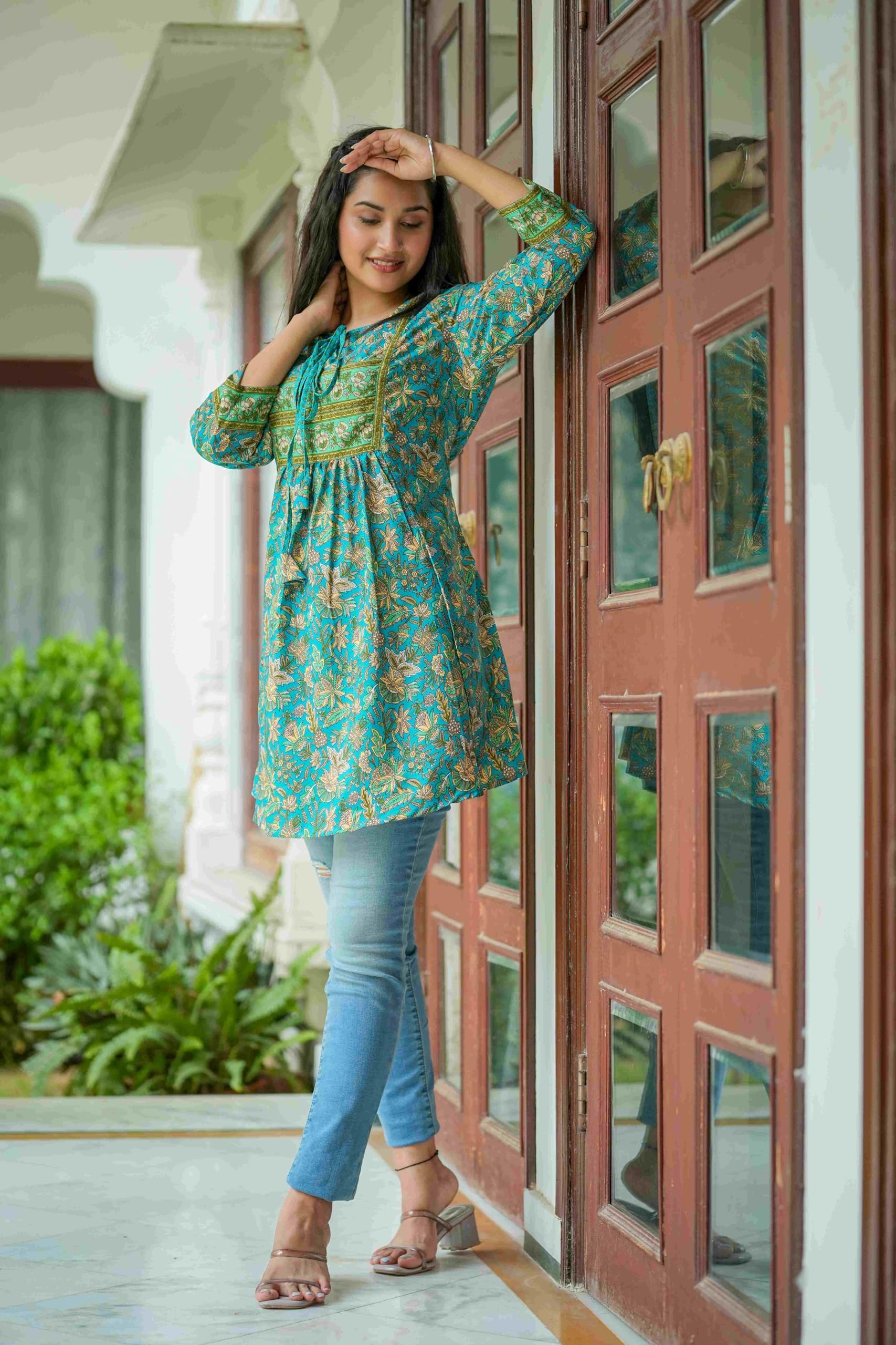 Yash Fashion Floral Printed Women Kurti - Image 3