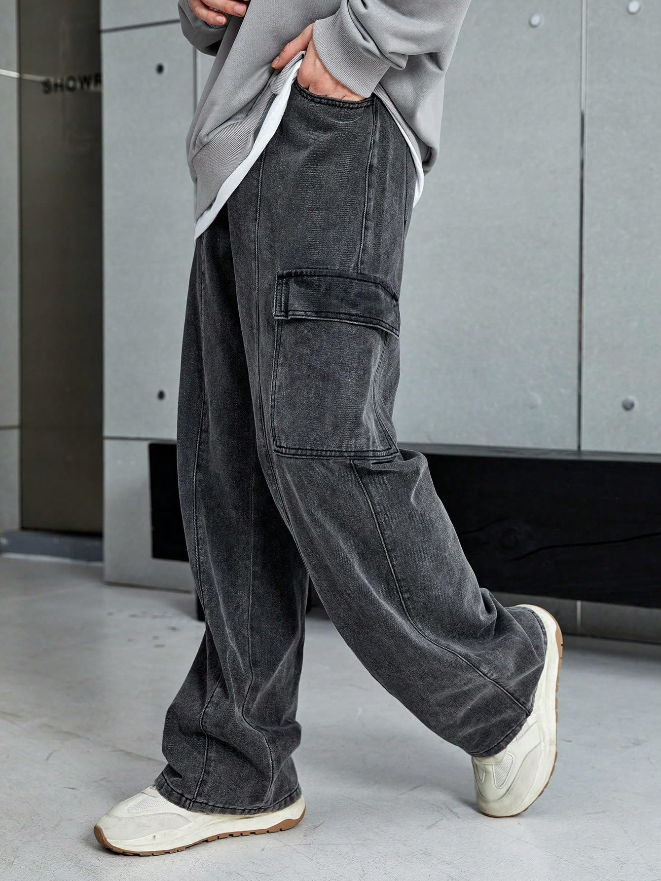 KOTTY Men's Cargo Jeans - Rich Black - Image 5