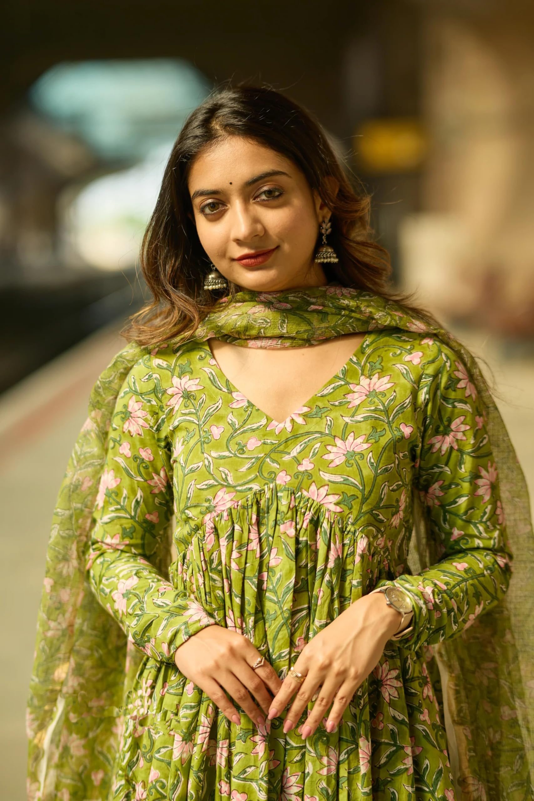 Nermosa Women Printed Anarkali Kurta Set - Green - Image 5