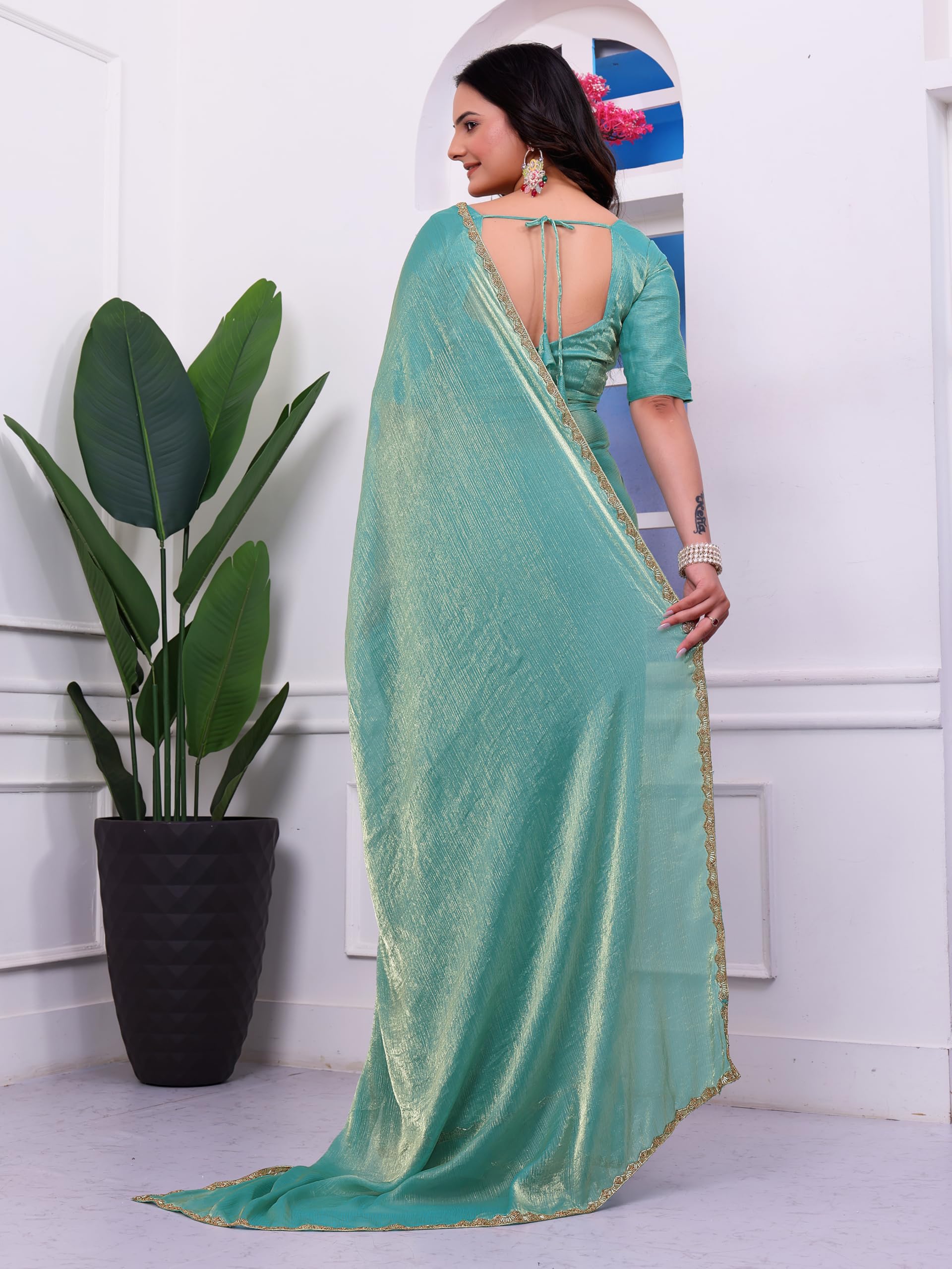 Kaugalian Women Shimmer Chiffon Saree - Image 2
