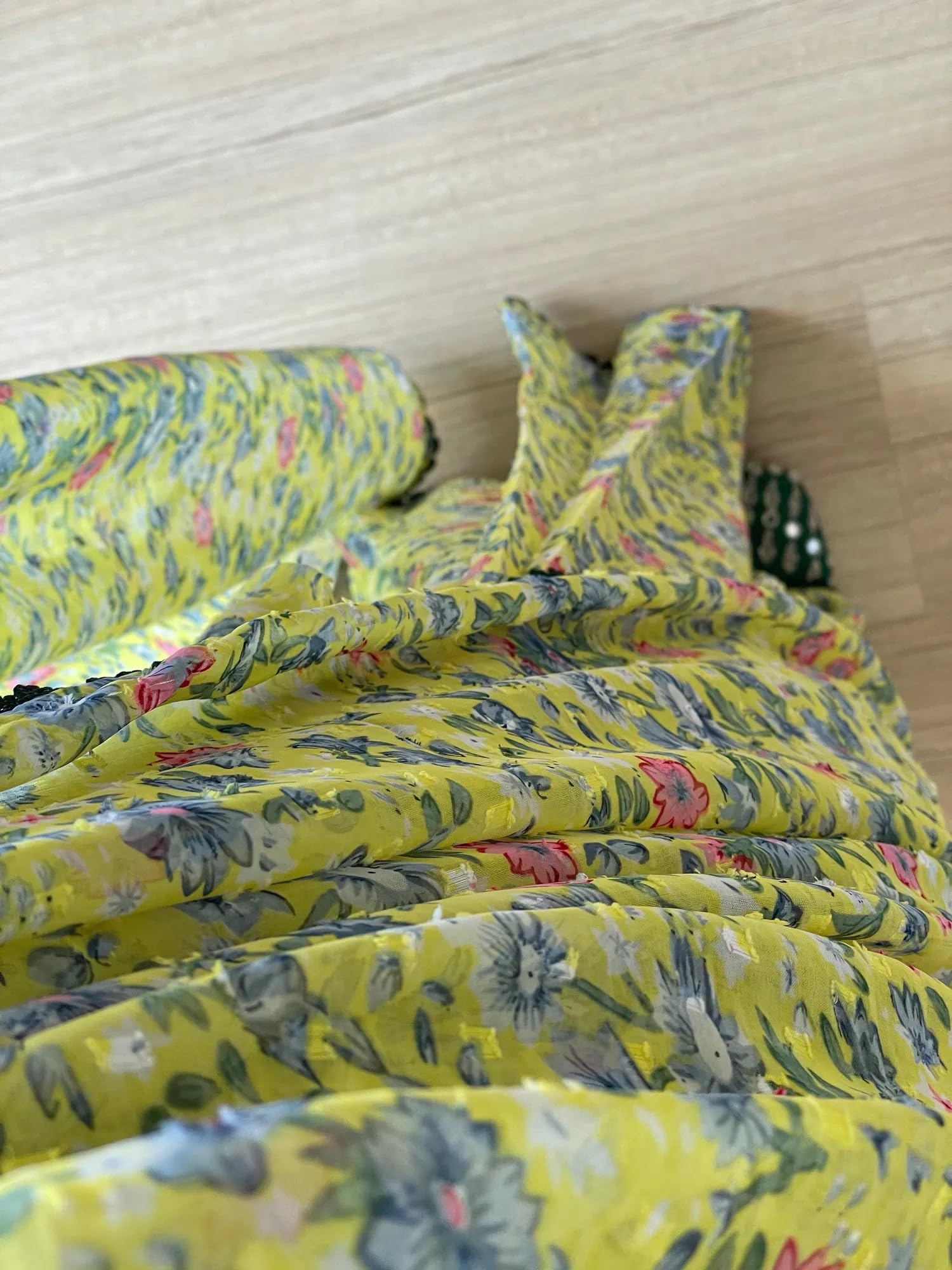 Sidhidata Yellow Georgette Printed Saree - Image 3