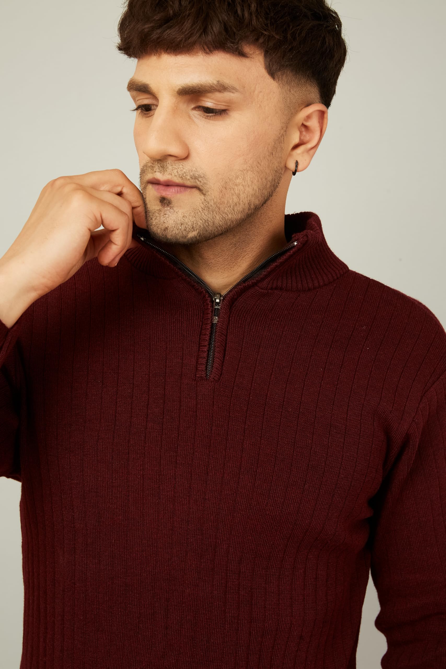 Kvetoo Woolen Sweater for Men - Wine Red - Image 5