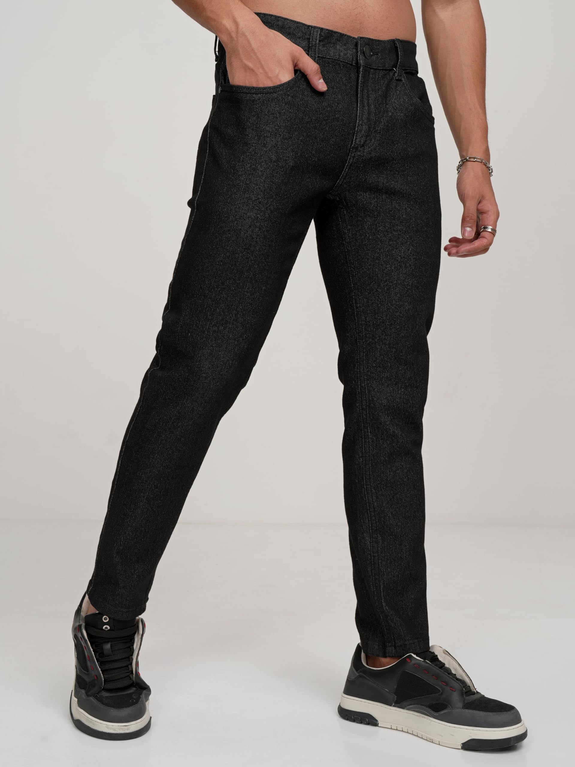 Highlander Men's Tapered Jeans - Black - Image 4