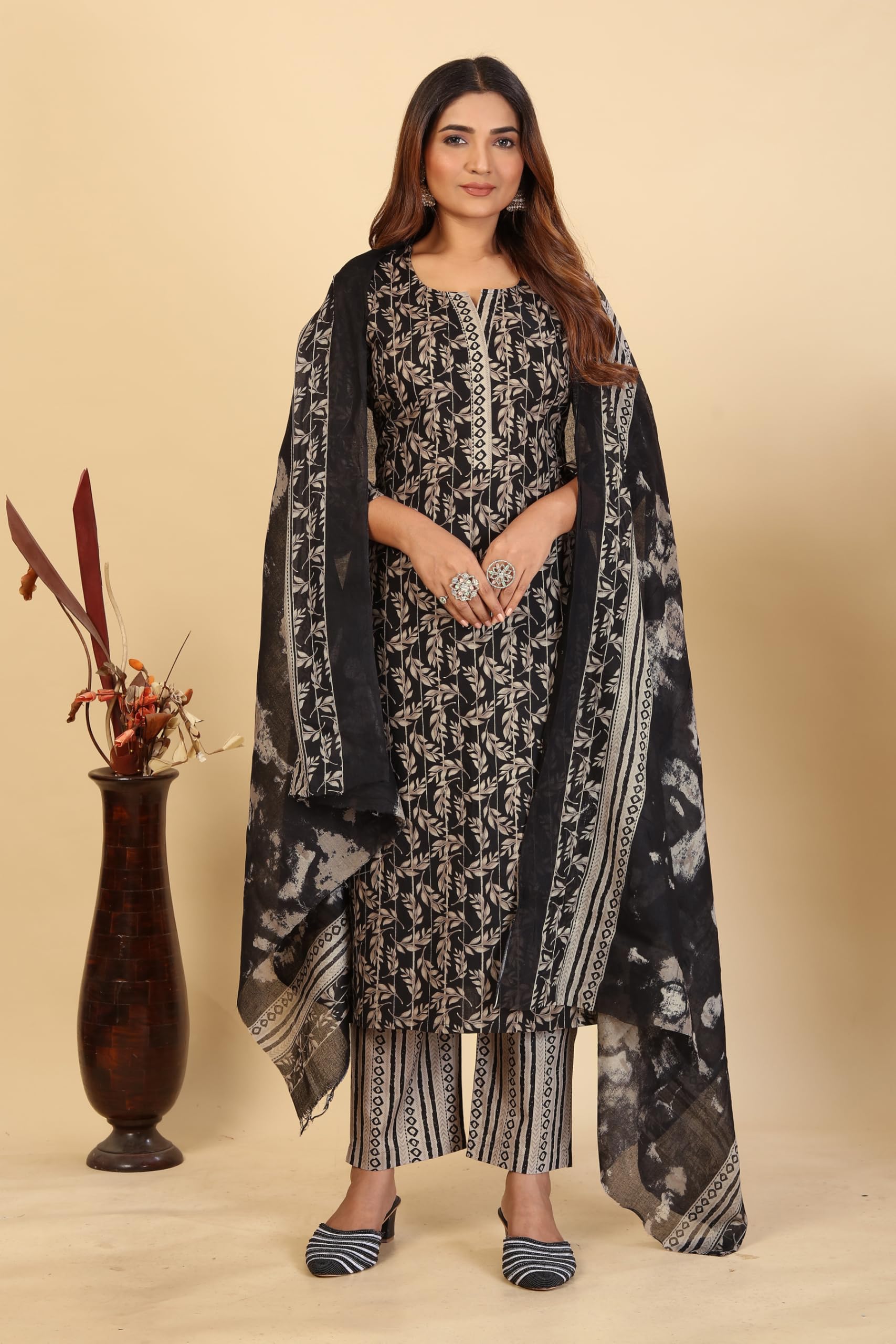 LARQI Women's Floral Print Black Cotton Kurta Set - Image 2