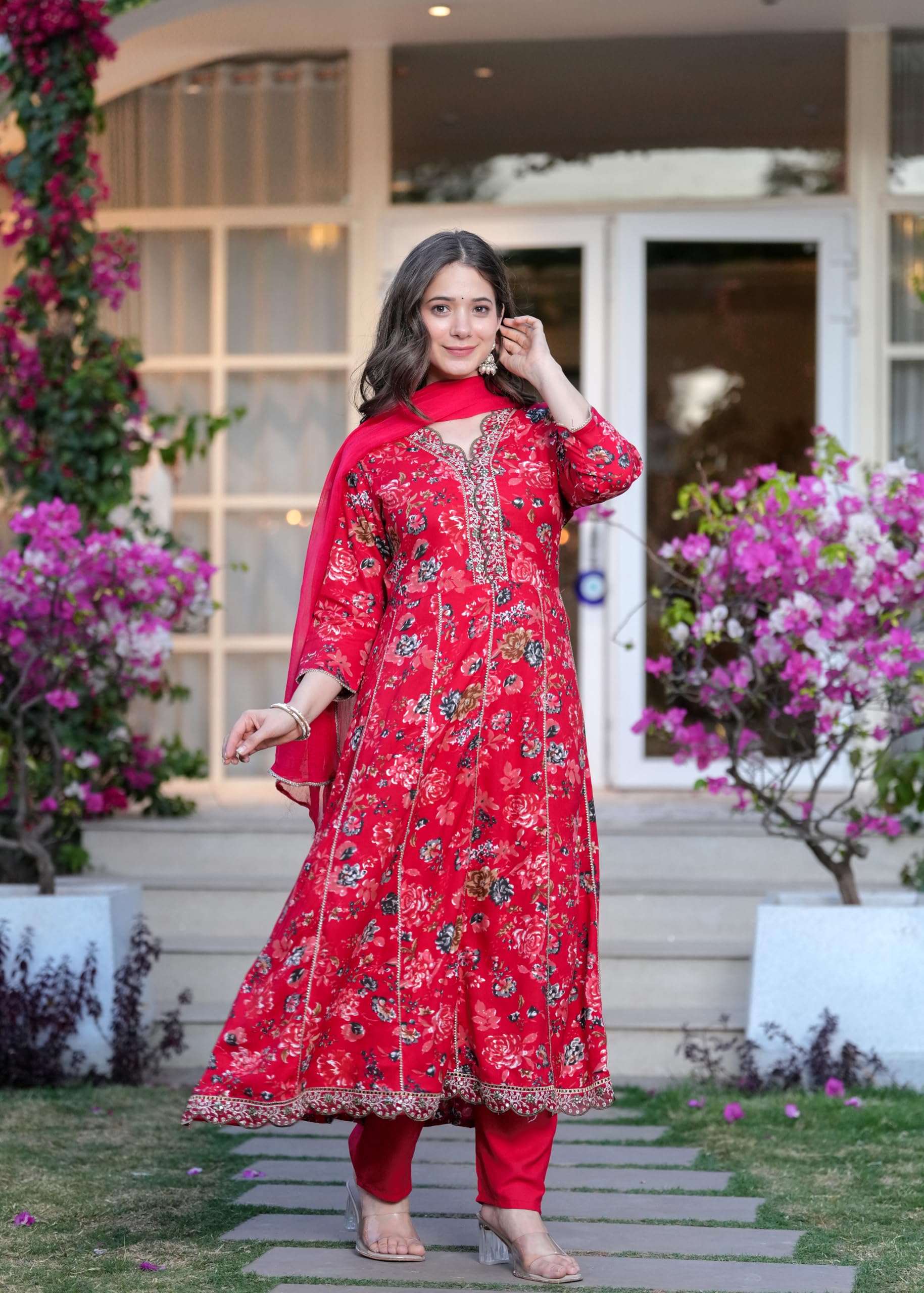 MANHAREE Women's Rayon Anarkali Kurta Set - Image 4