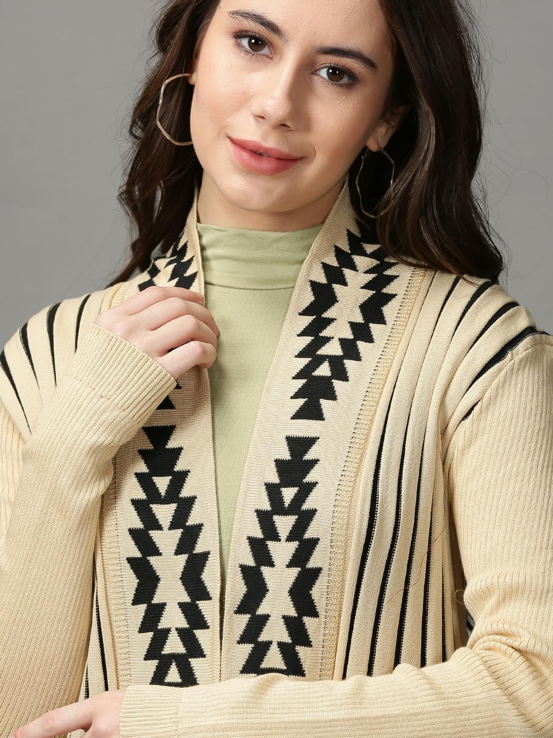 ICW Women's Off-White Knitted Cardigan - Image 2