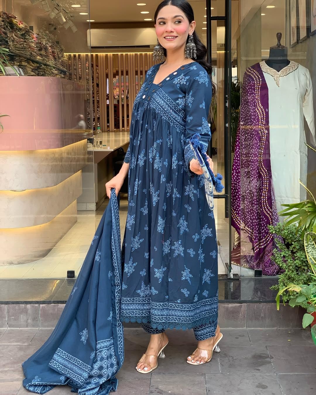 Nermosa Women Printed Anarkali Kurta Set - Blue - Image 5